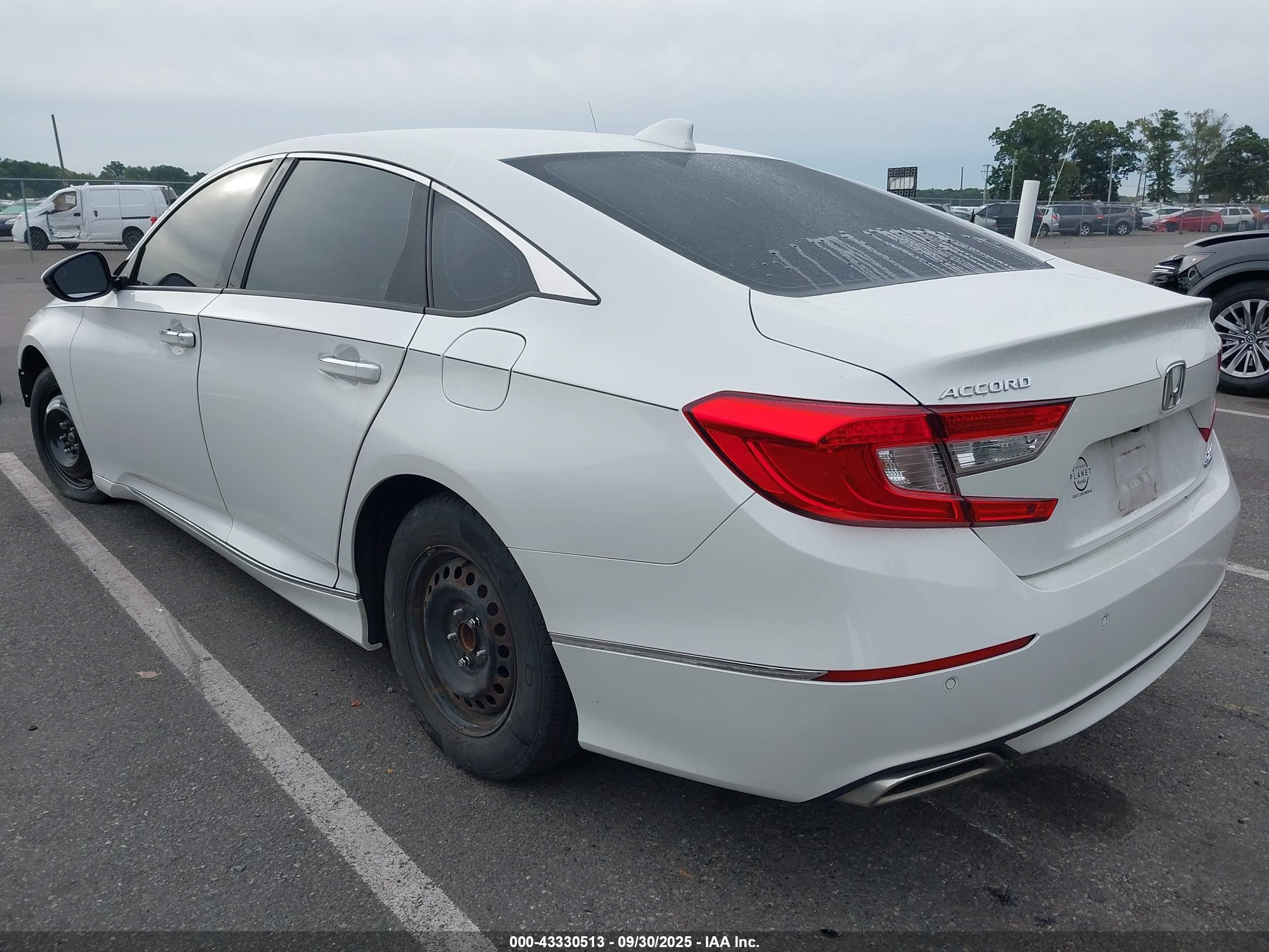 HONDA ACCORD image 3