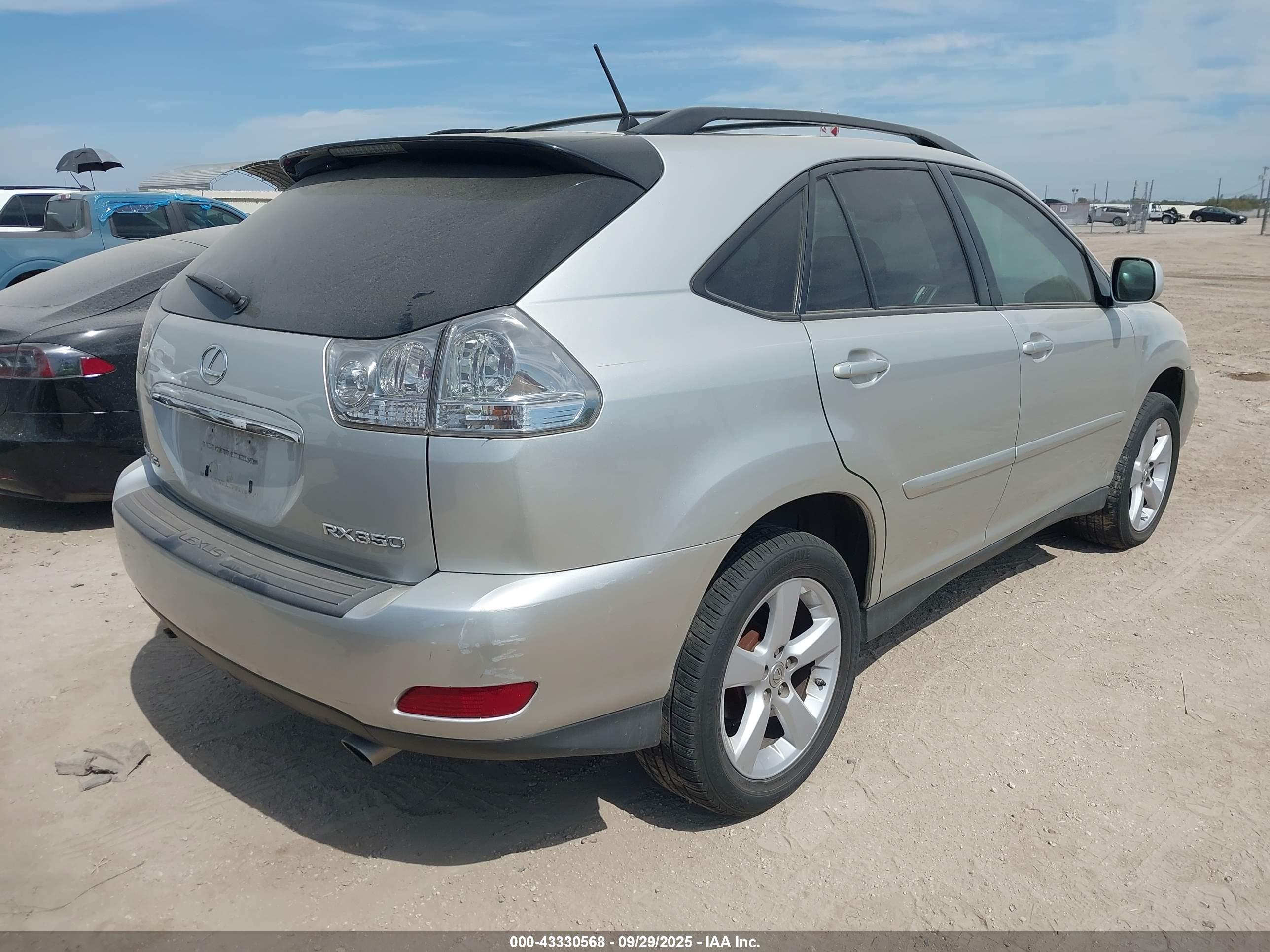 LEXUS RX image 4