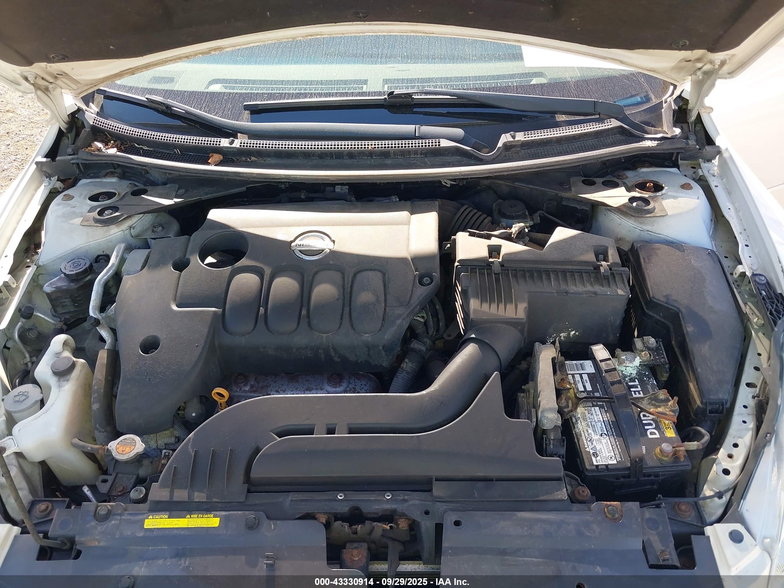NISSAN ALTIMA image 10