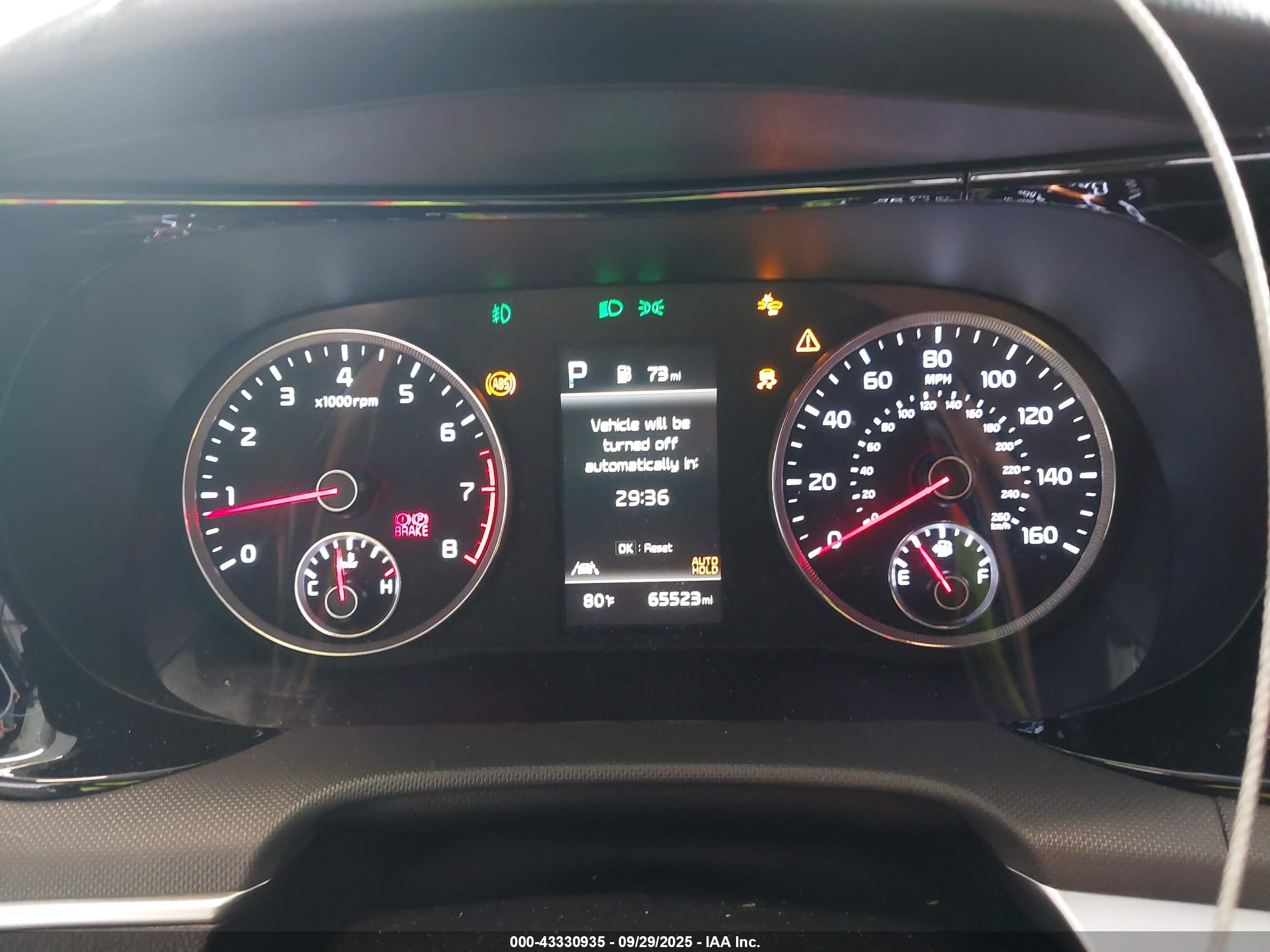 KIA K5 image 7