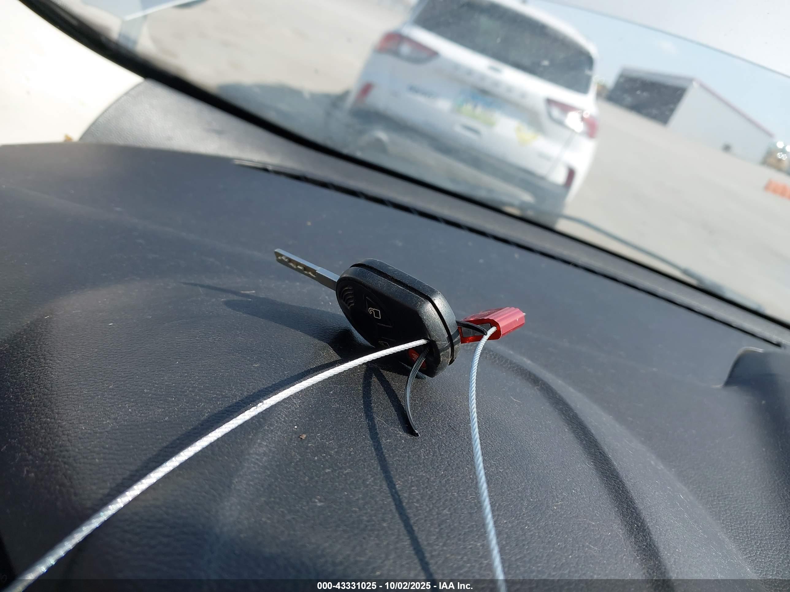 FORD ESCAPE image 11