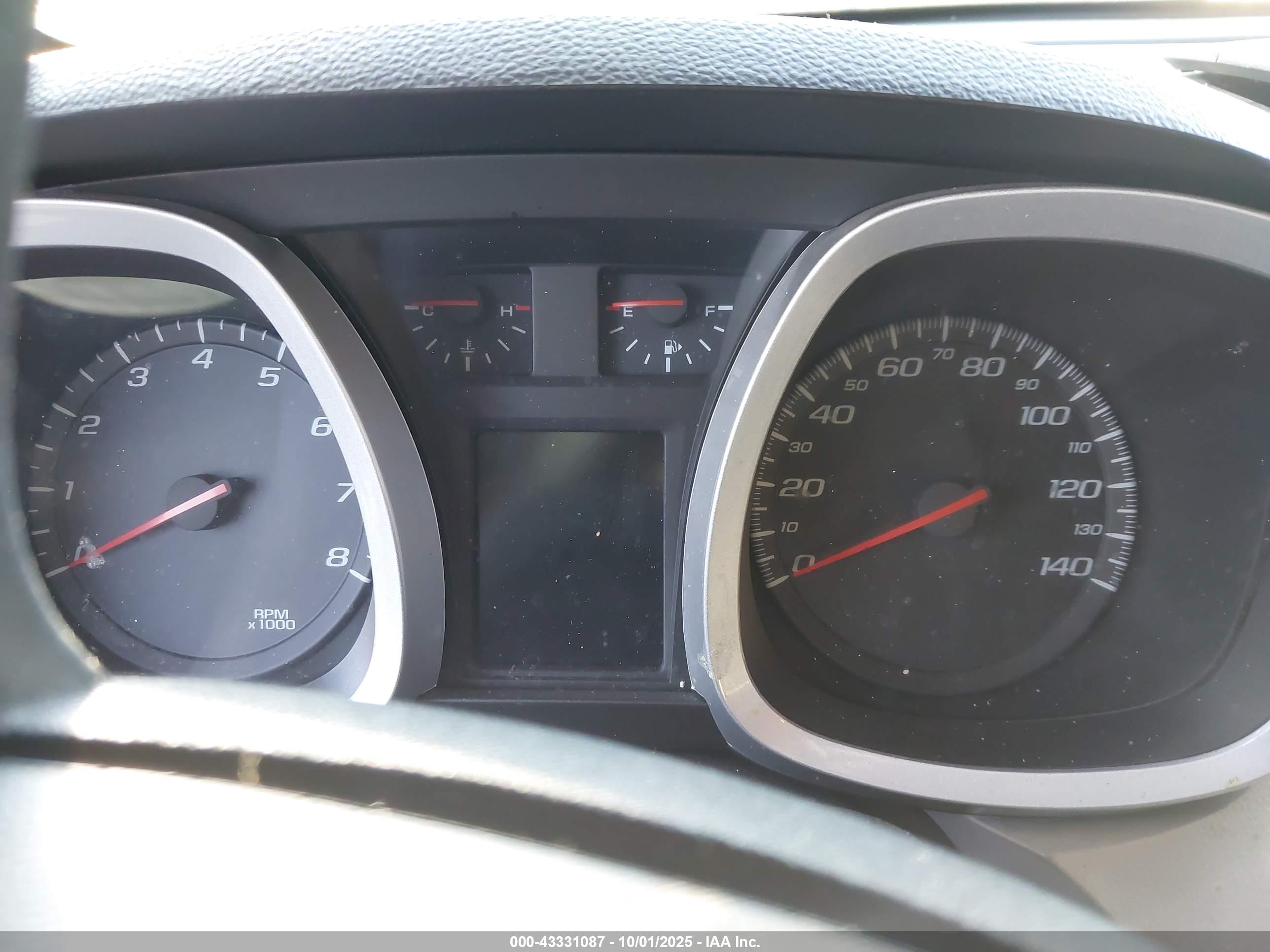 CHEVROLET EQUINOX image 7