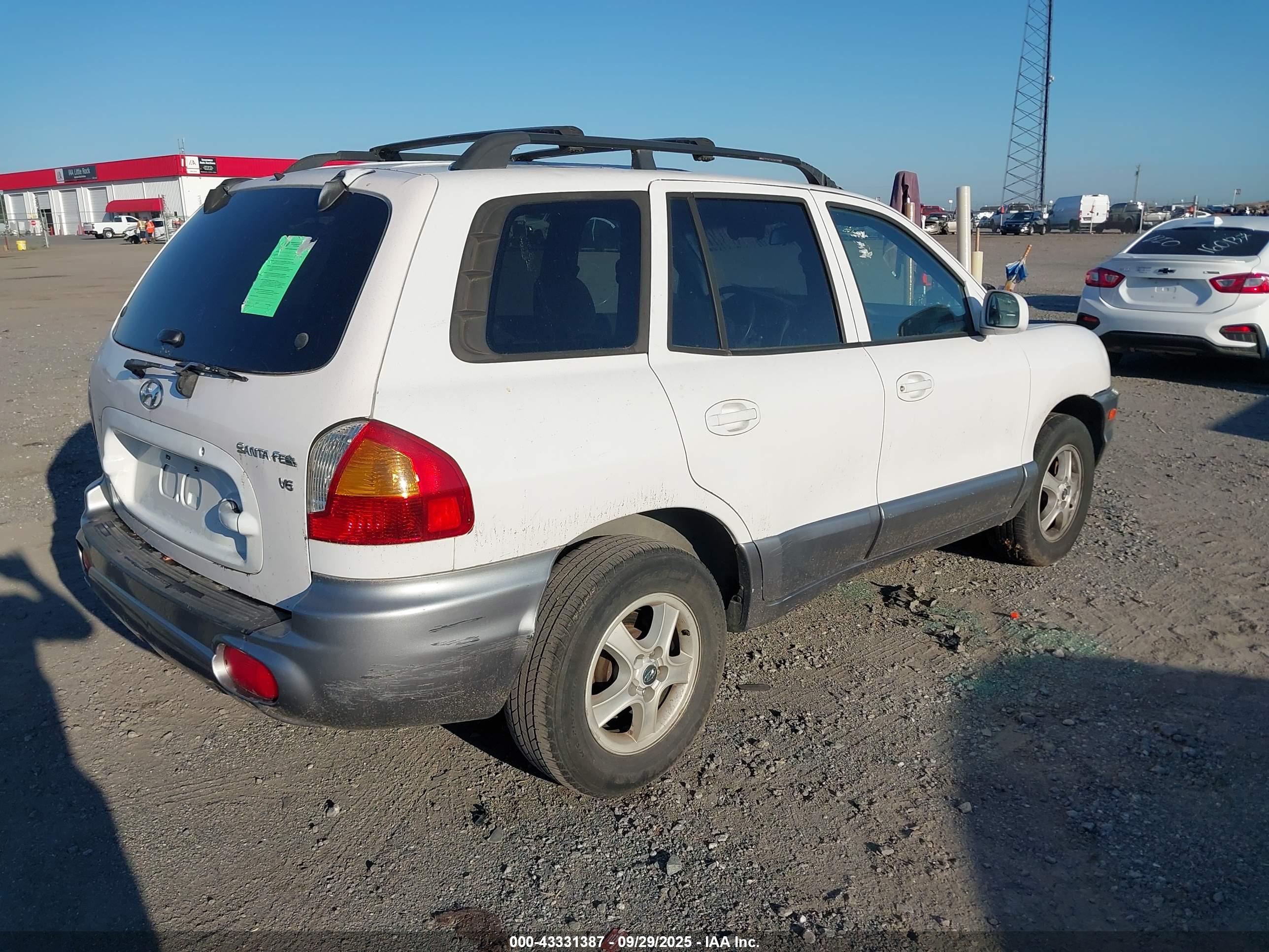 HYUNDAI SANTA image 4