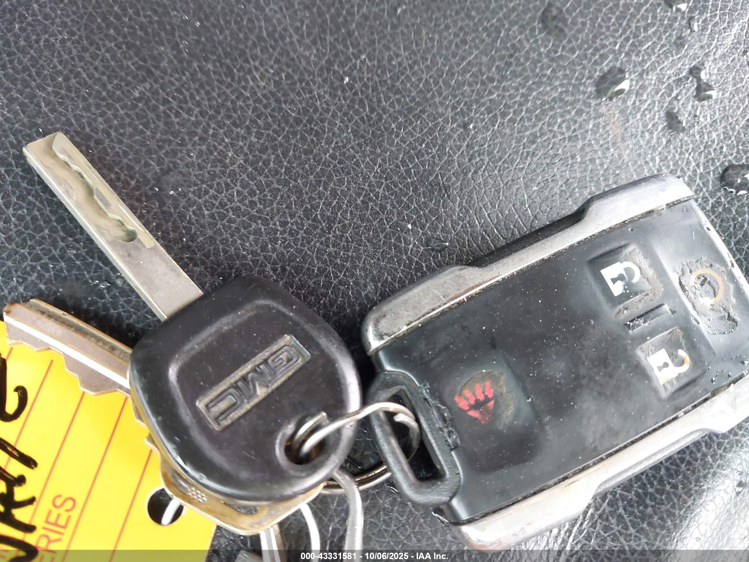 GMC CANYON image 11