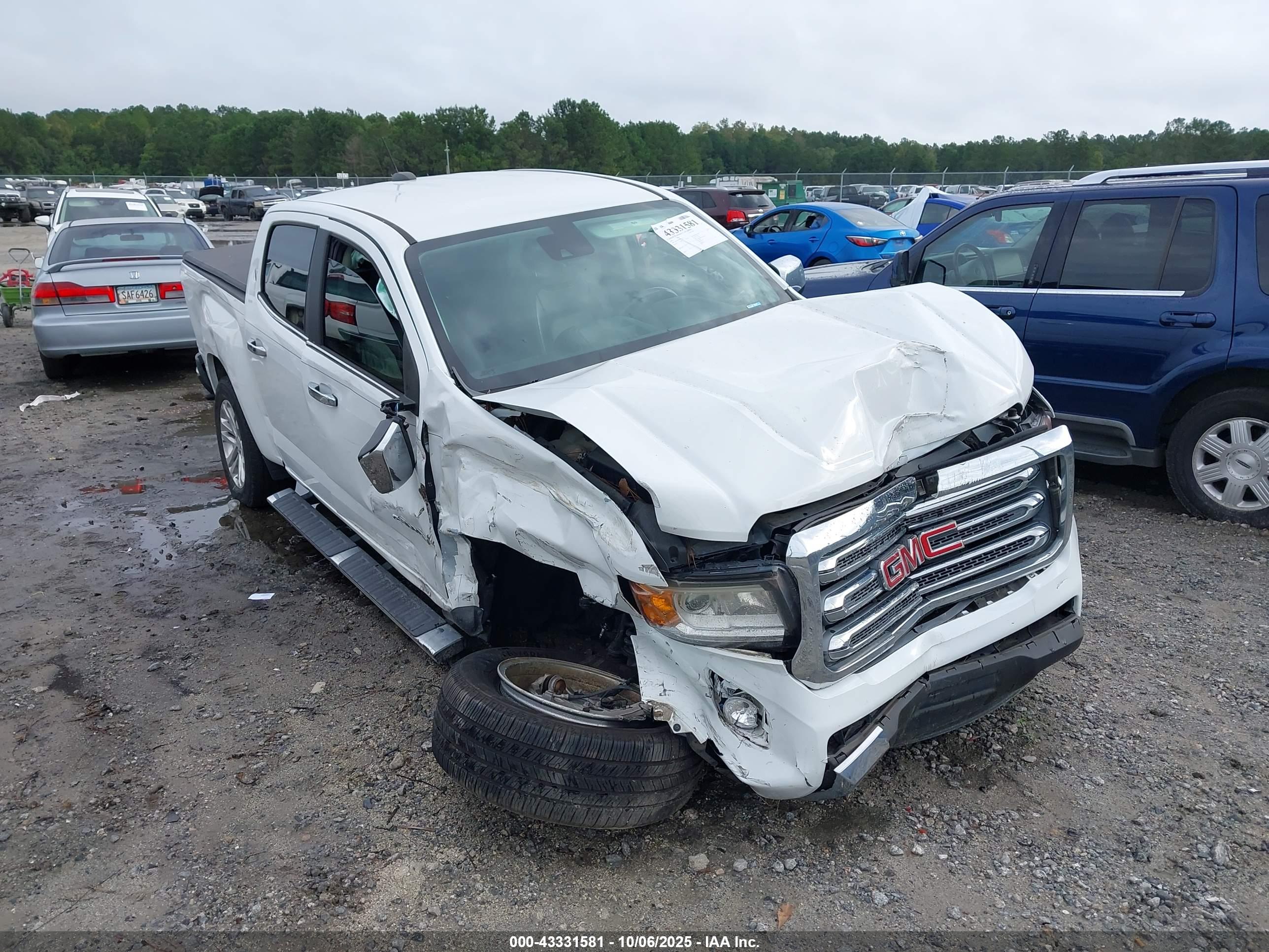 GMC CANYON image 6