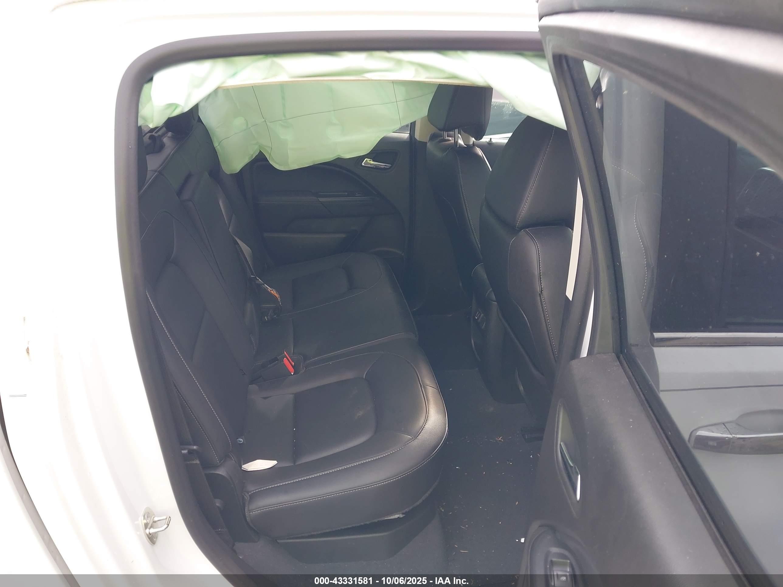 GMC CANYON image 8