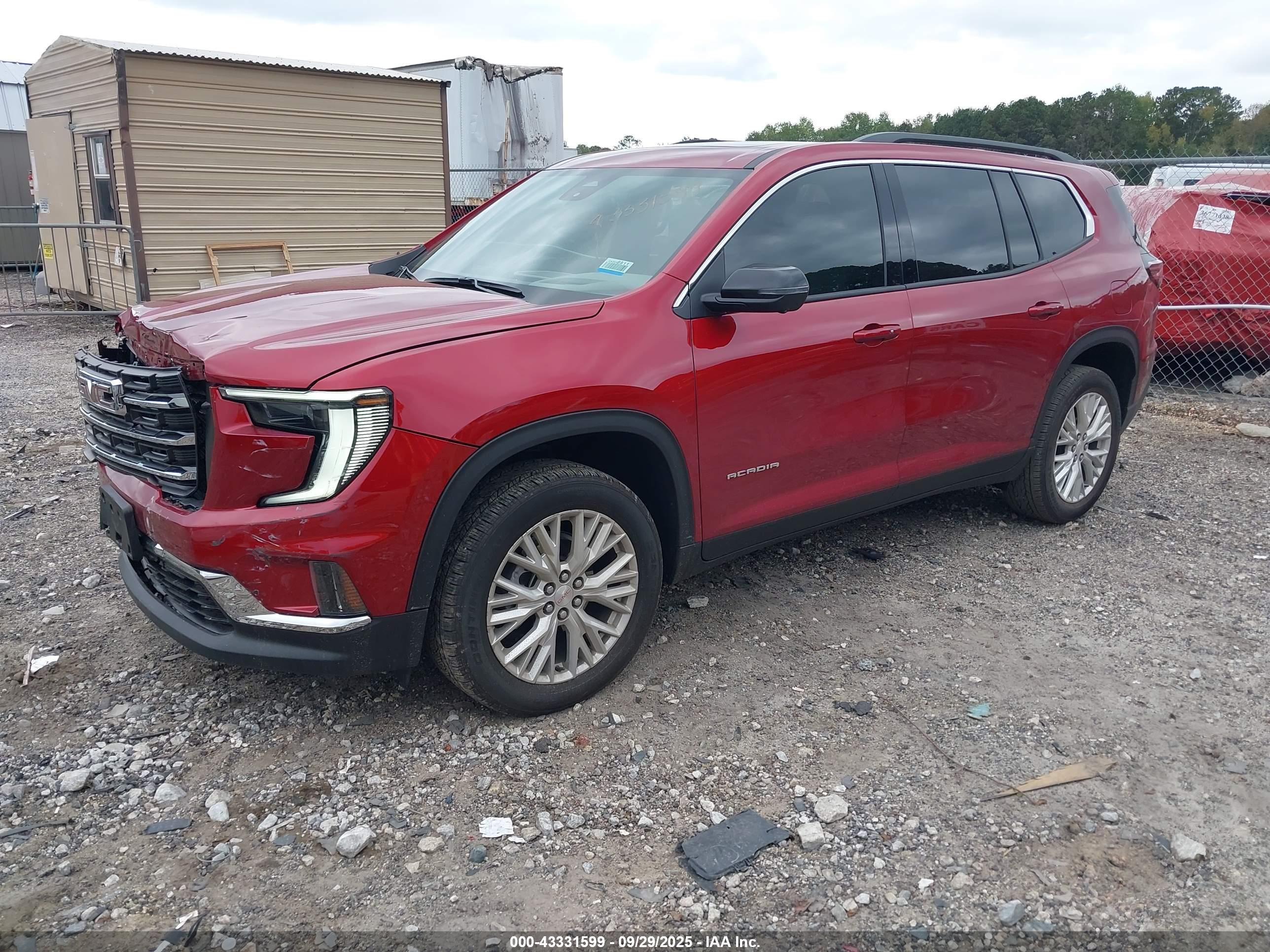 GMC ACADIA image 2