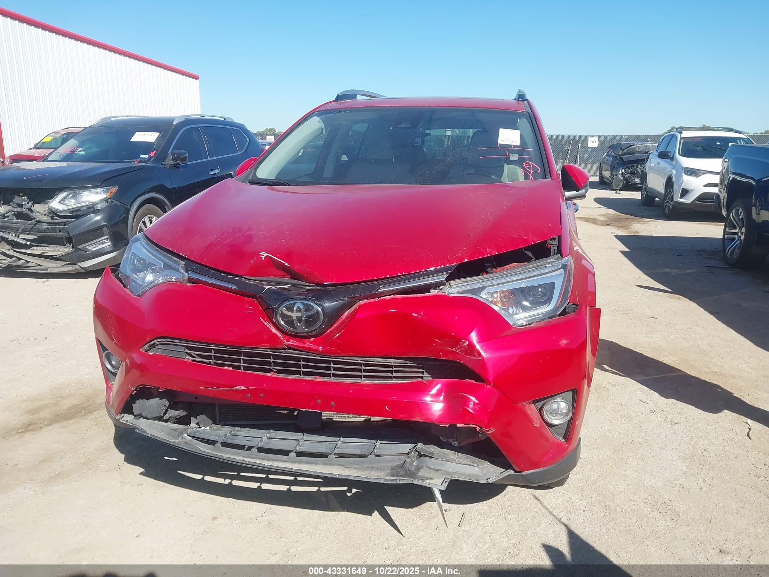TOYOTA RAV4 image 6