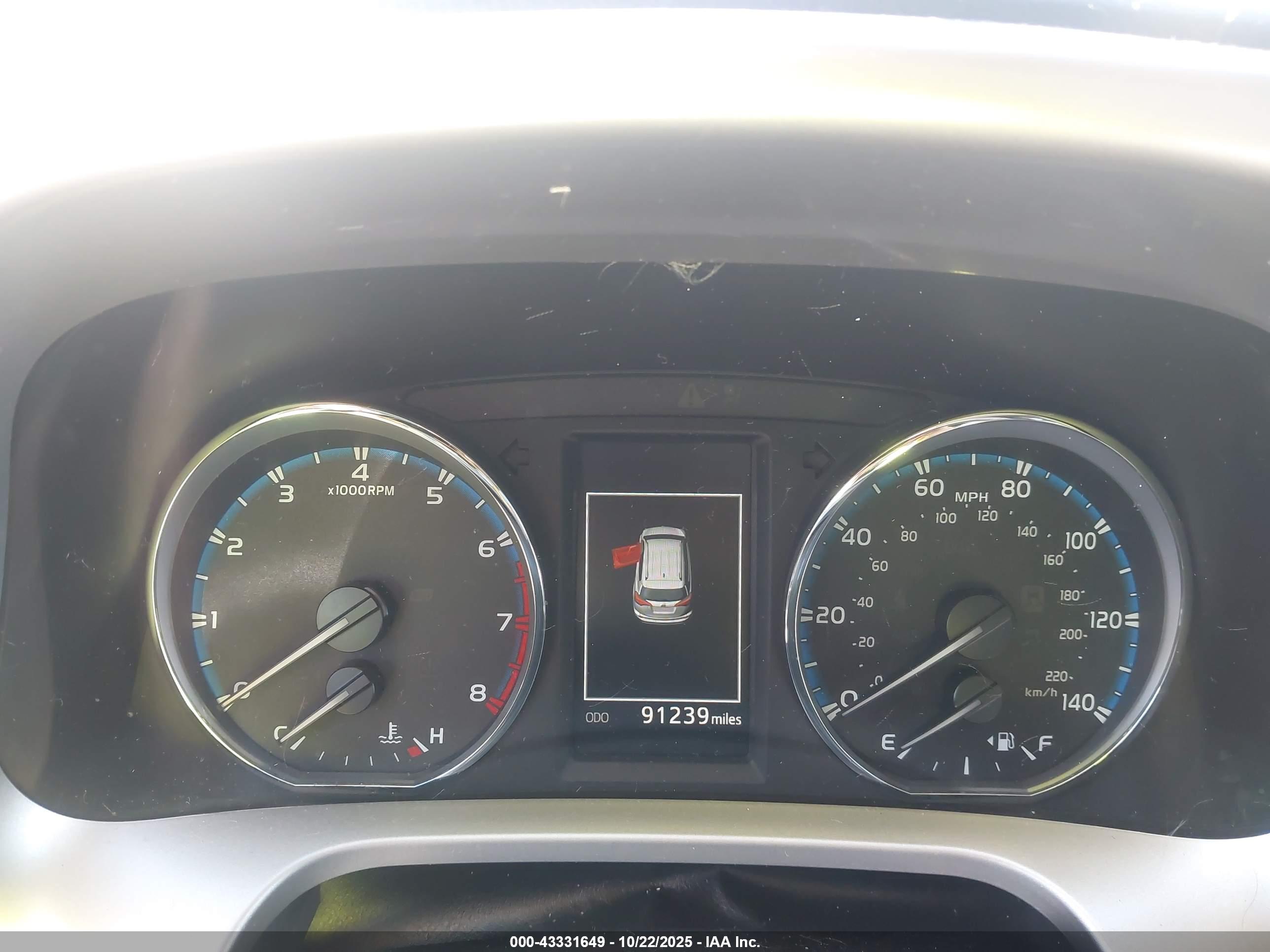 TOYOTA RAV4 image 7