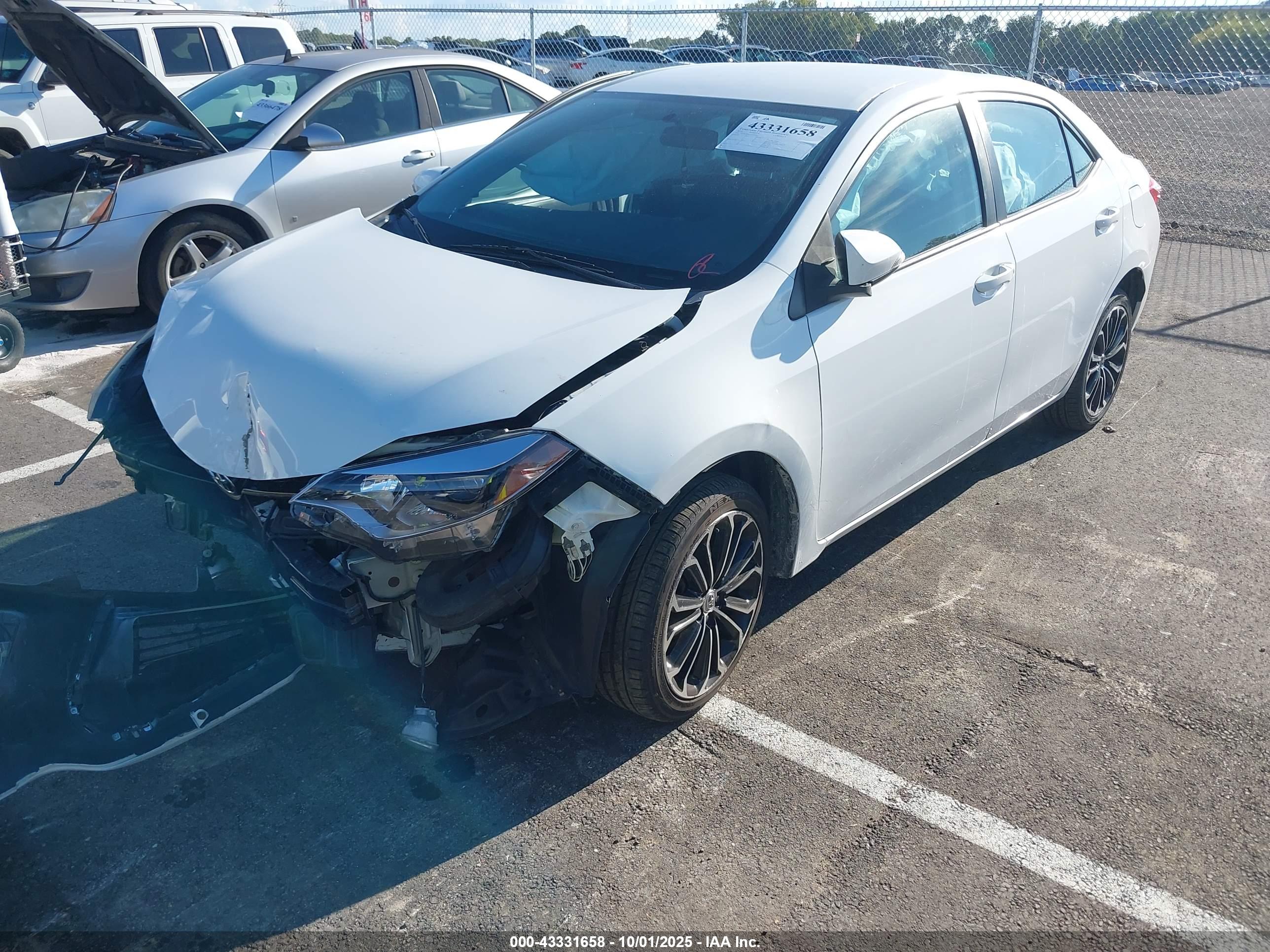TOYOTA COROLLA image 2