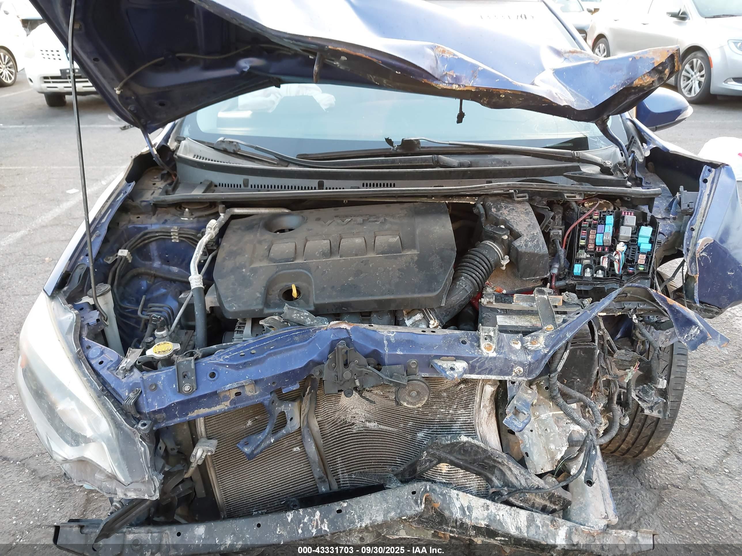 TOYOTA COROLLA image 10