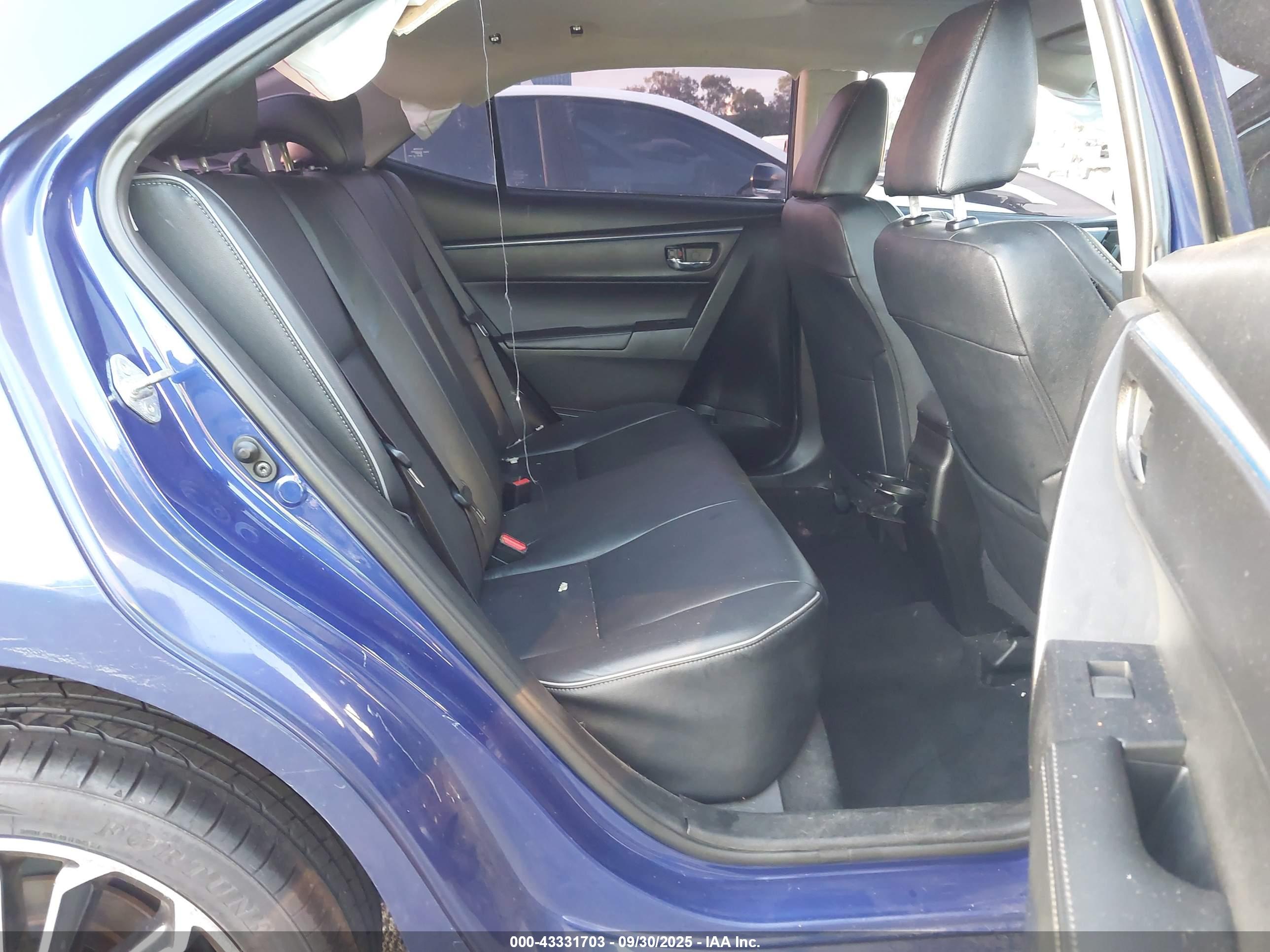 TOYOTA COROLLA image 8