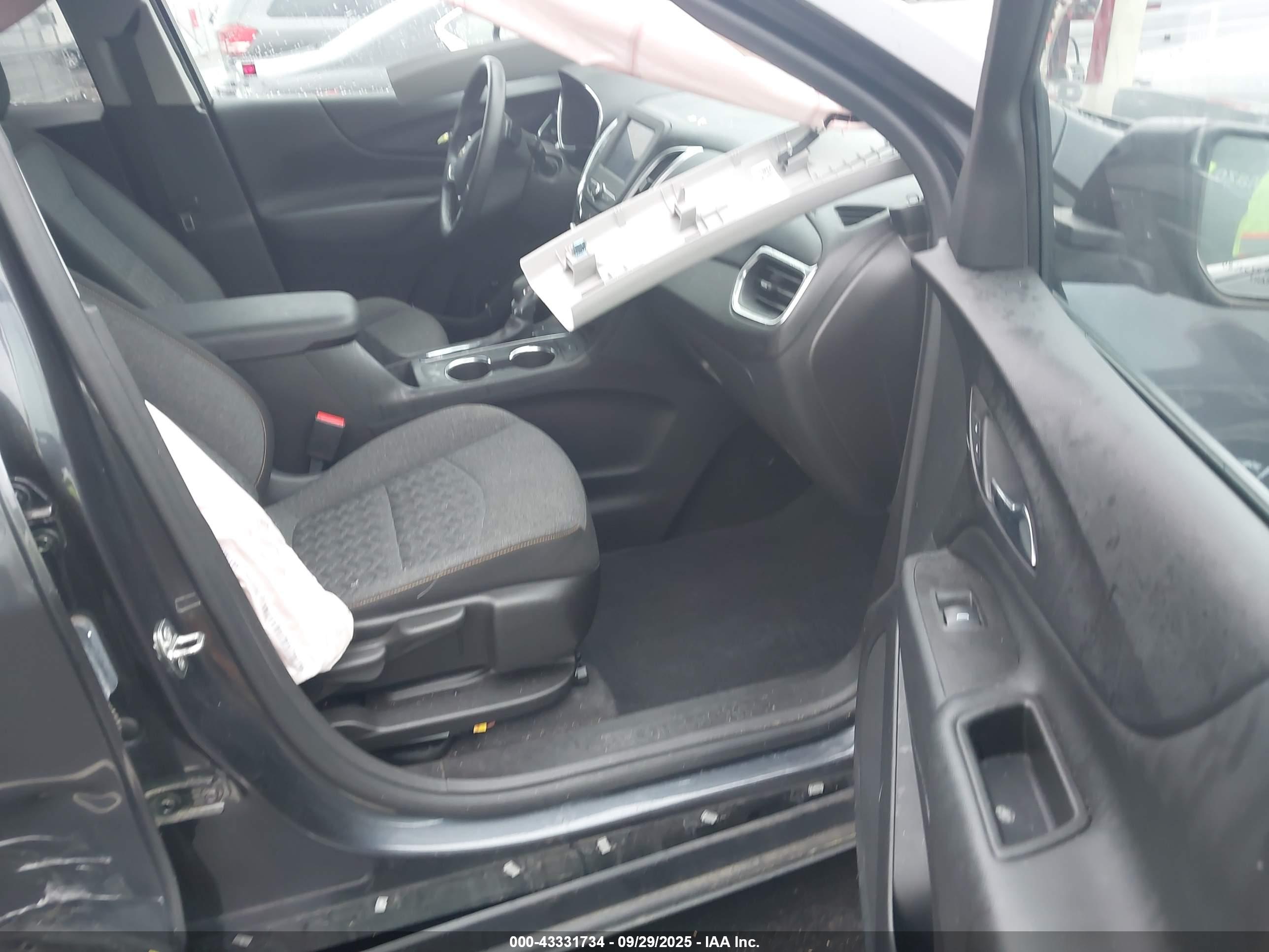 CHEVROLET EQUINOX image 5