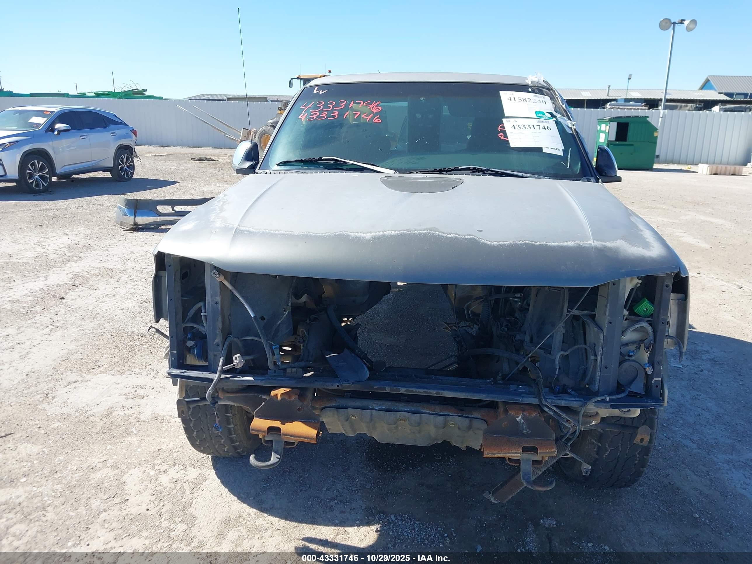 GMC SIERRA image 6