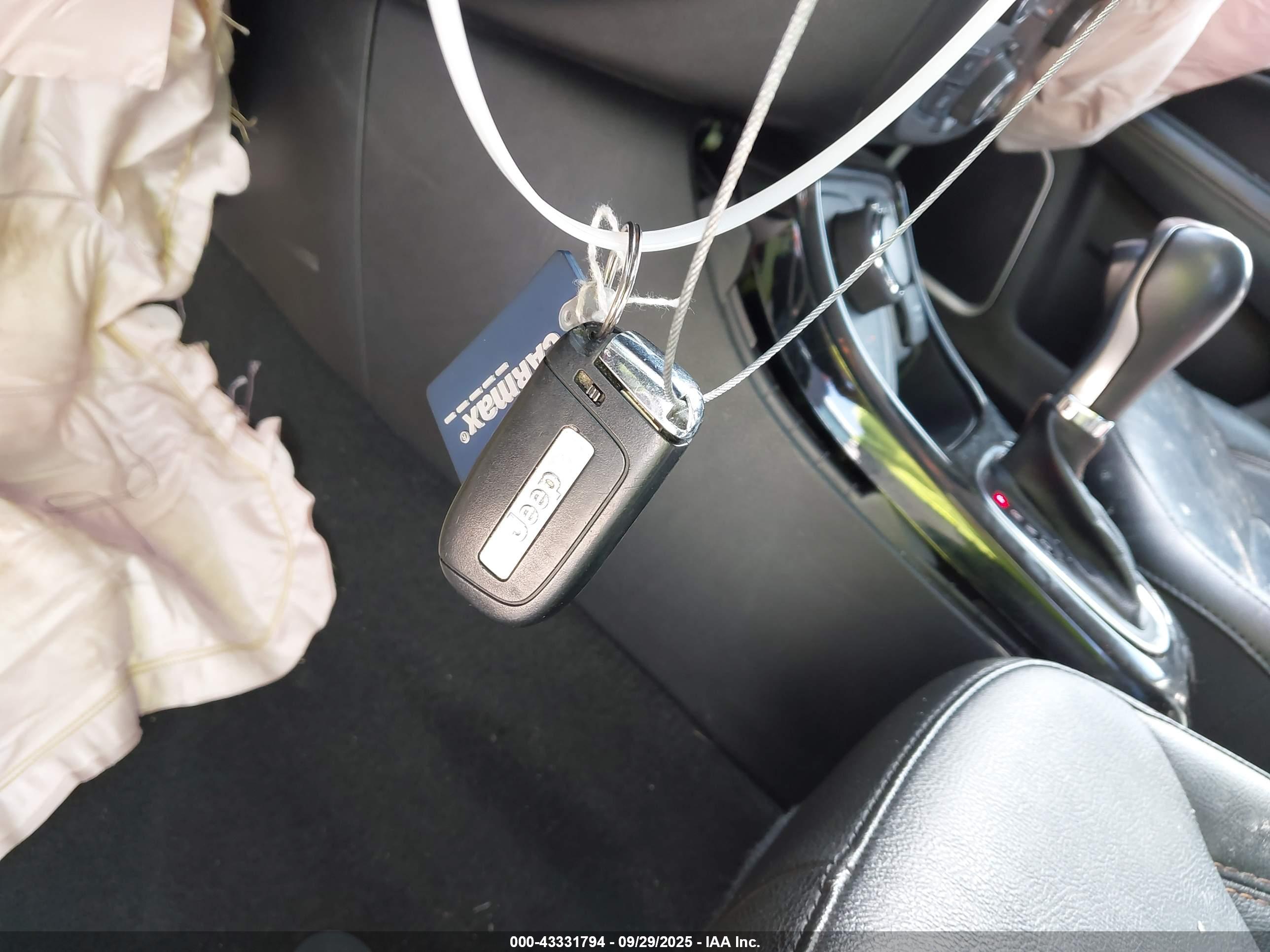 JEEP COMPASS image 11