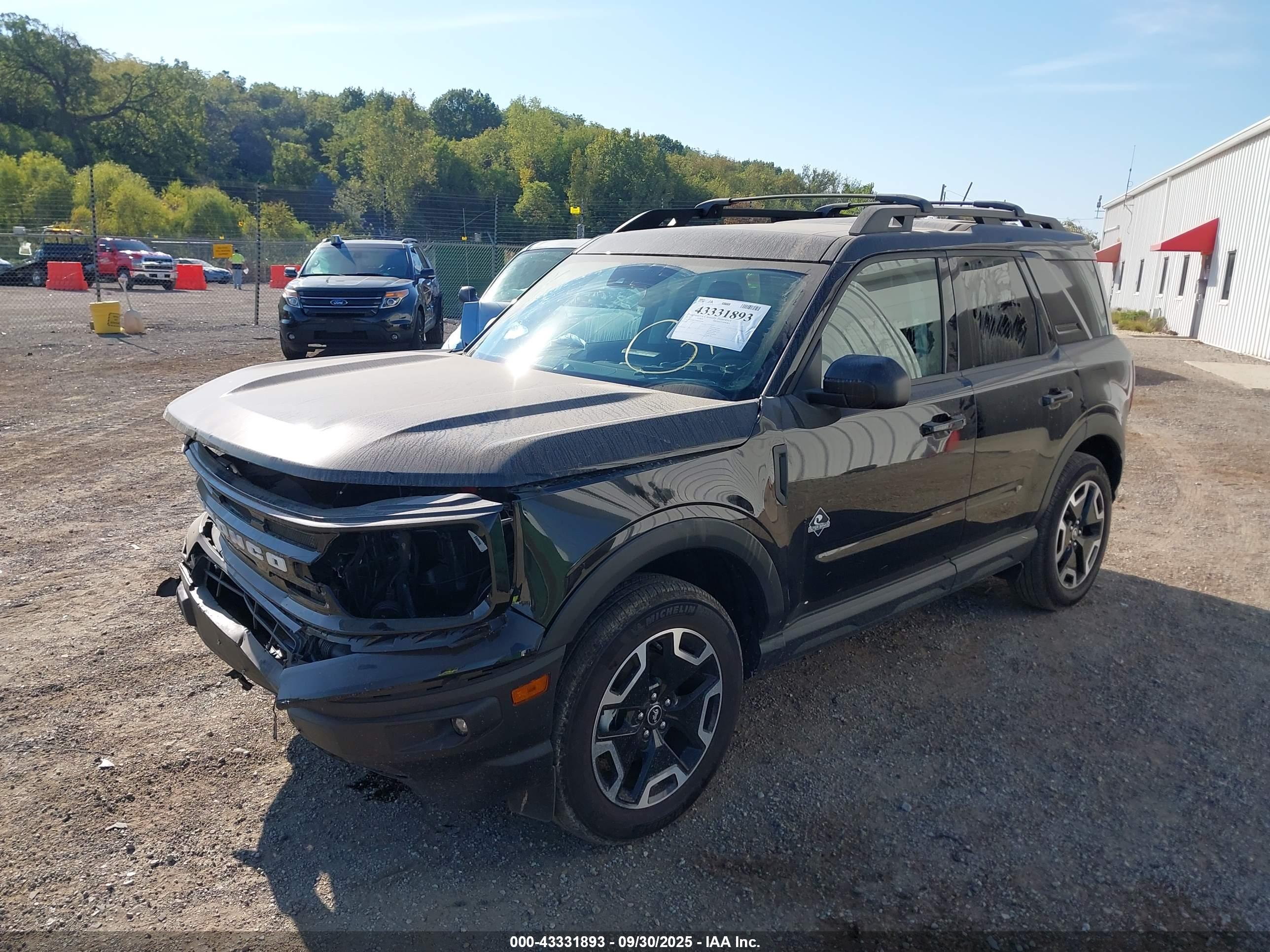 FORD BRONCO image 2
