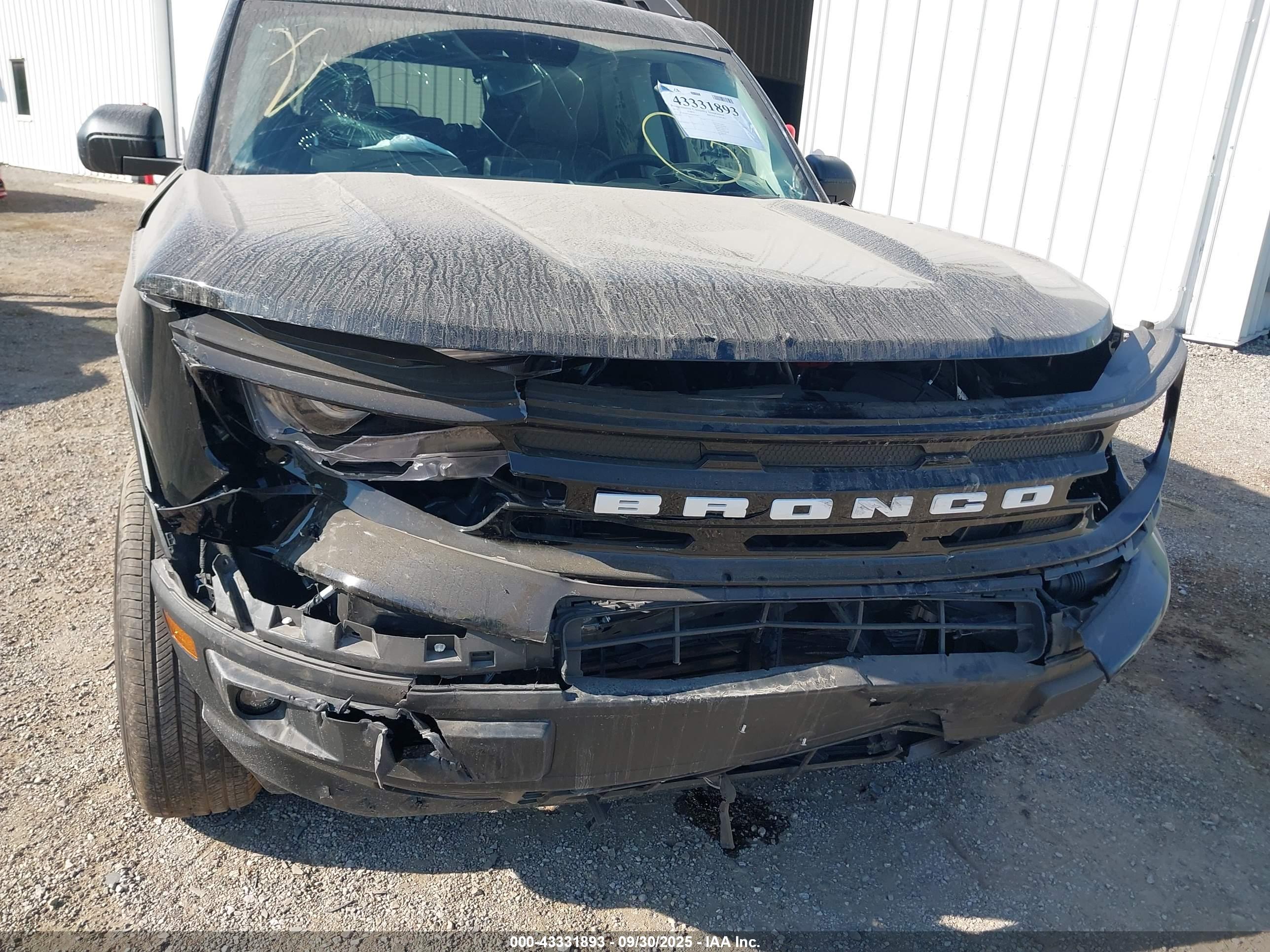 FORD BRONCO image 6