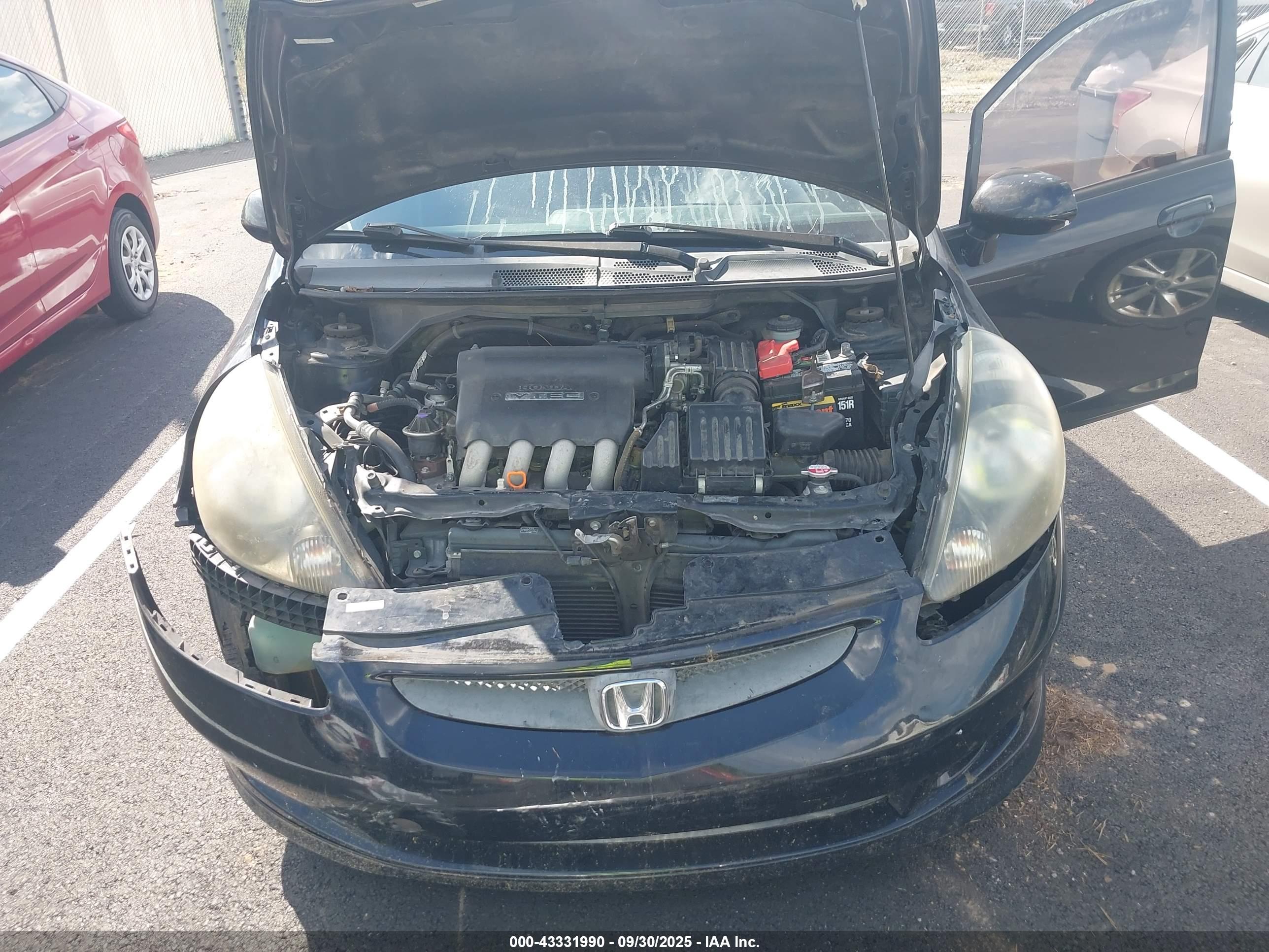 HONDA FIT image 10