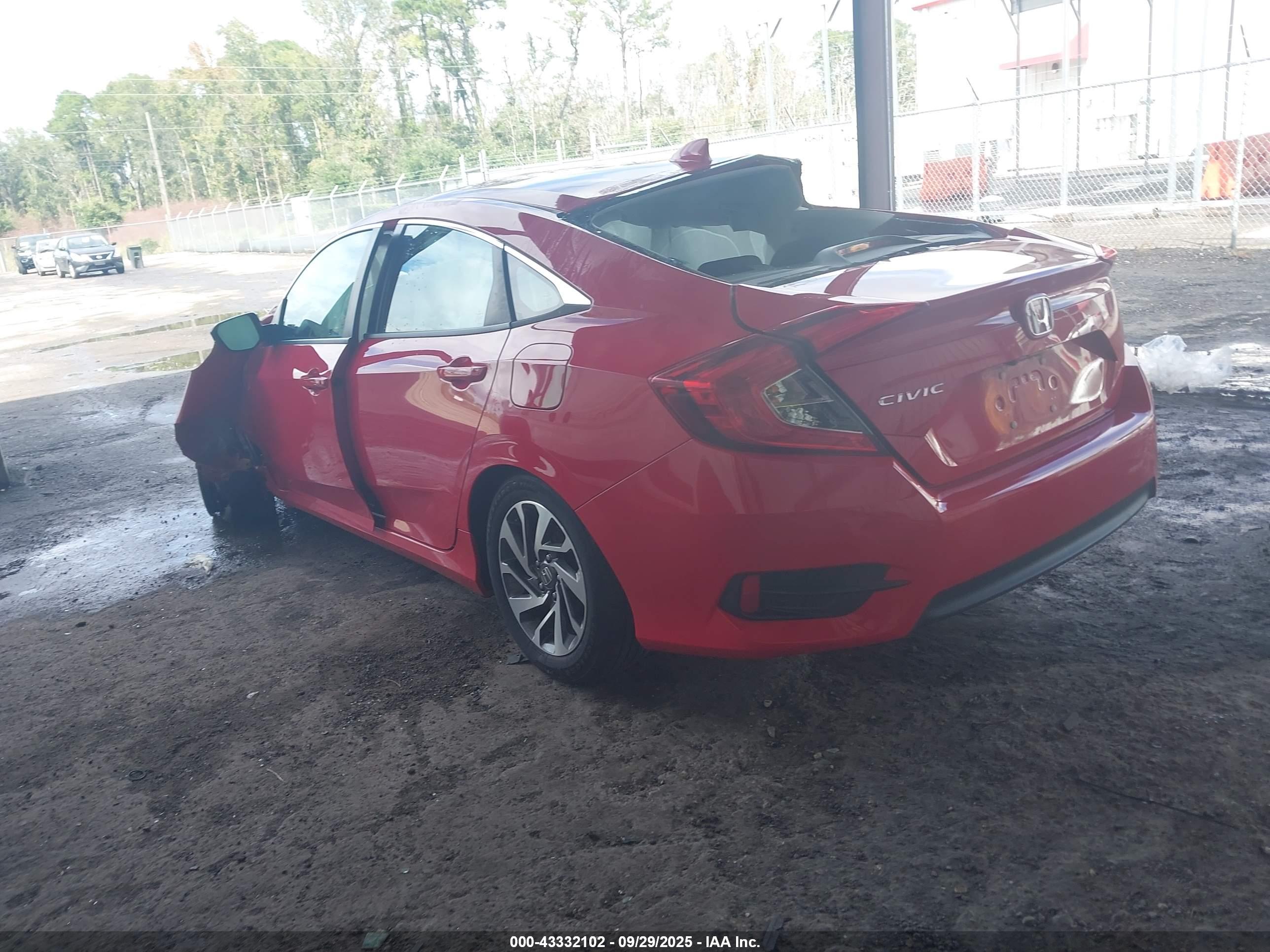 HONDA CIVIC image 3