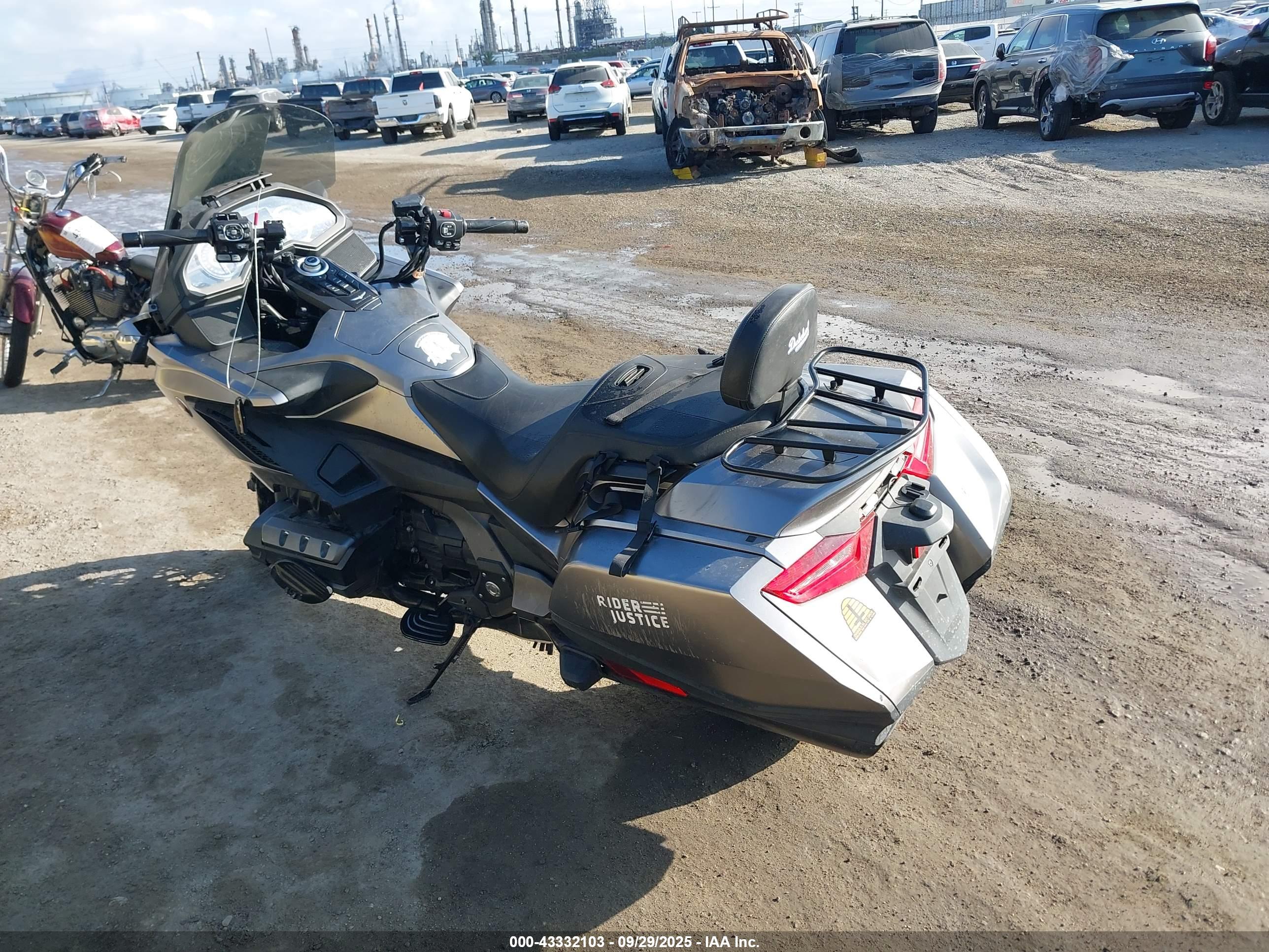 HONDA GL1800 image 3
