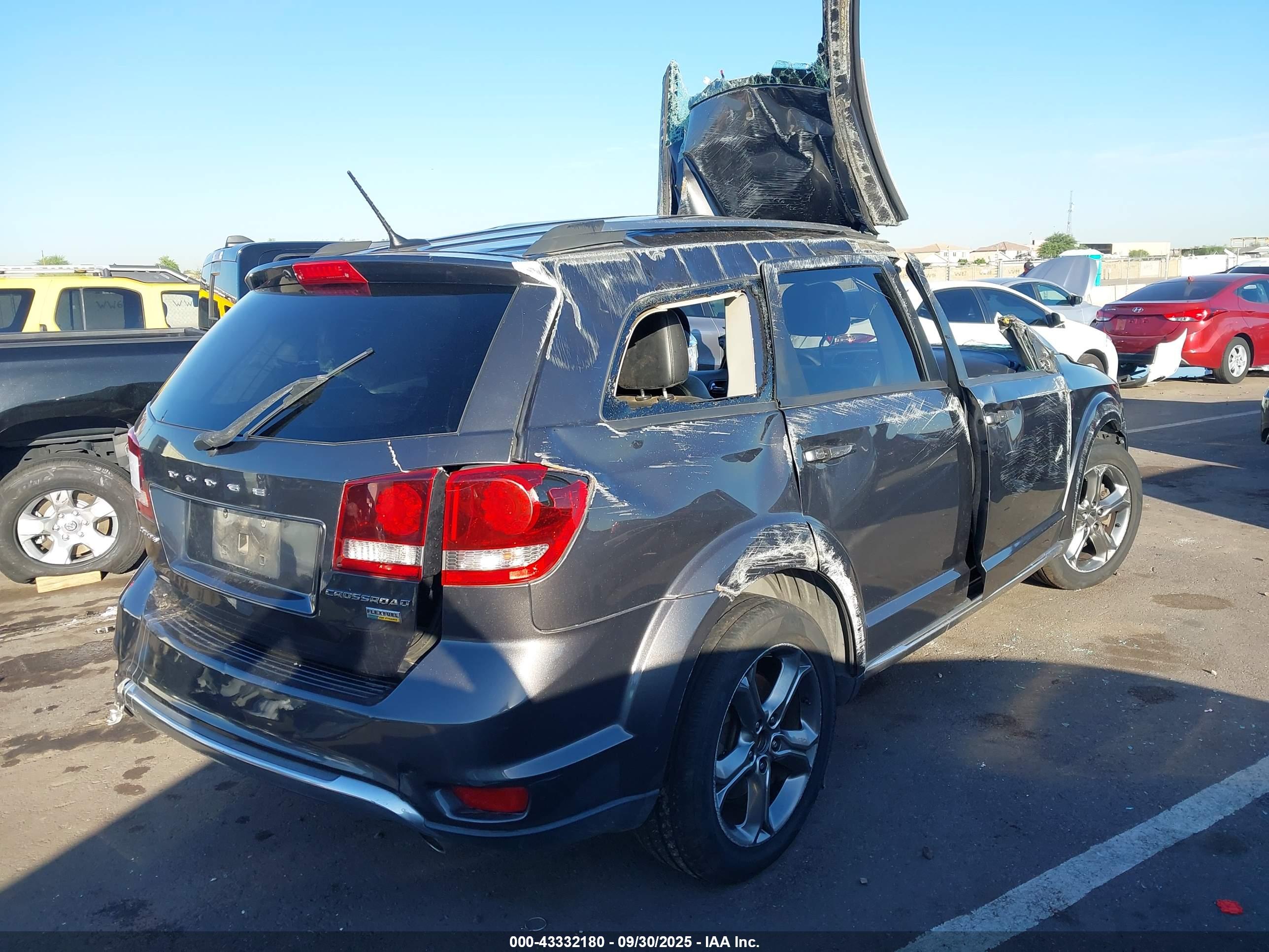 DODGE JOURNEY image 4