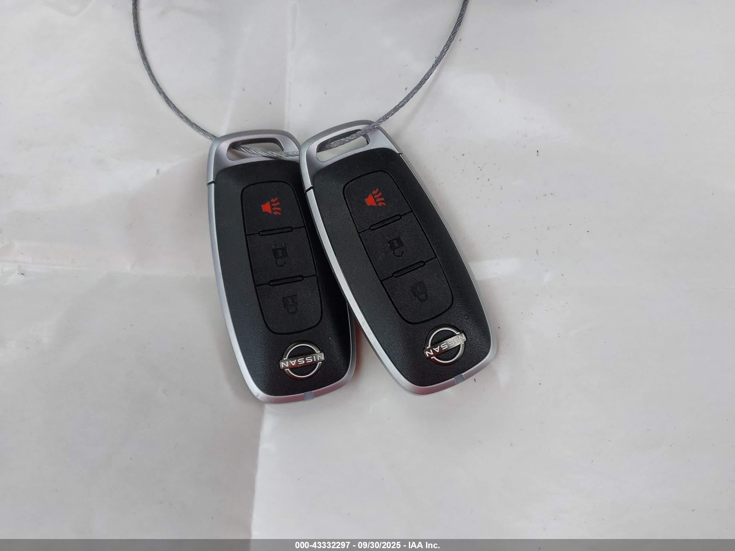 NISSAN KICKS image 11