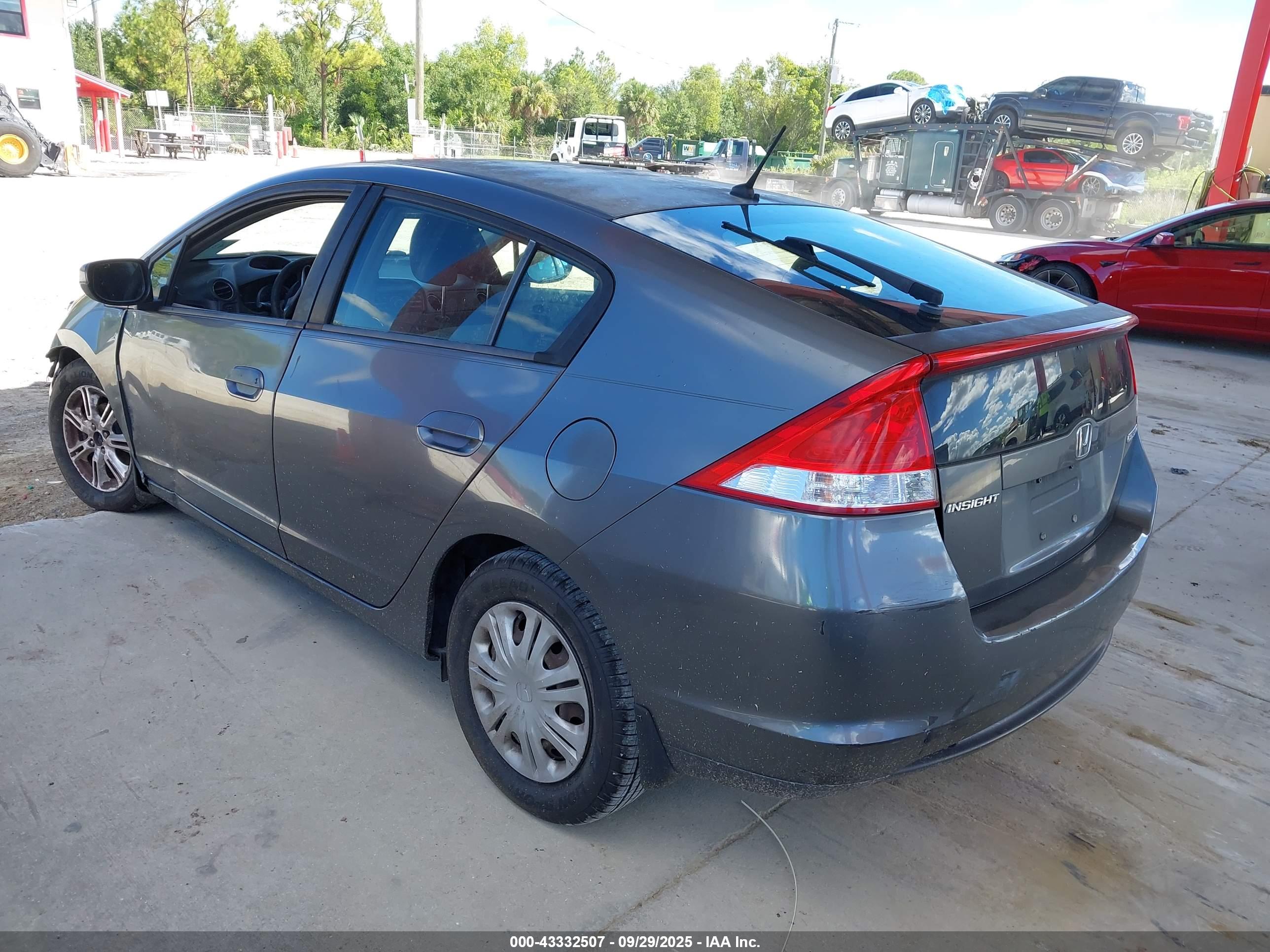 HONDA INSIGHT image 3