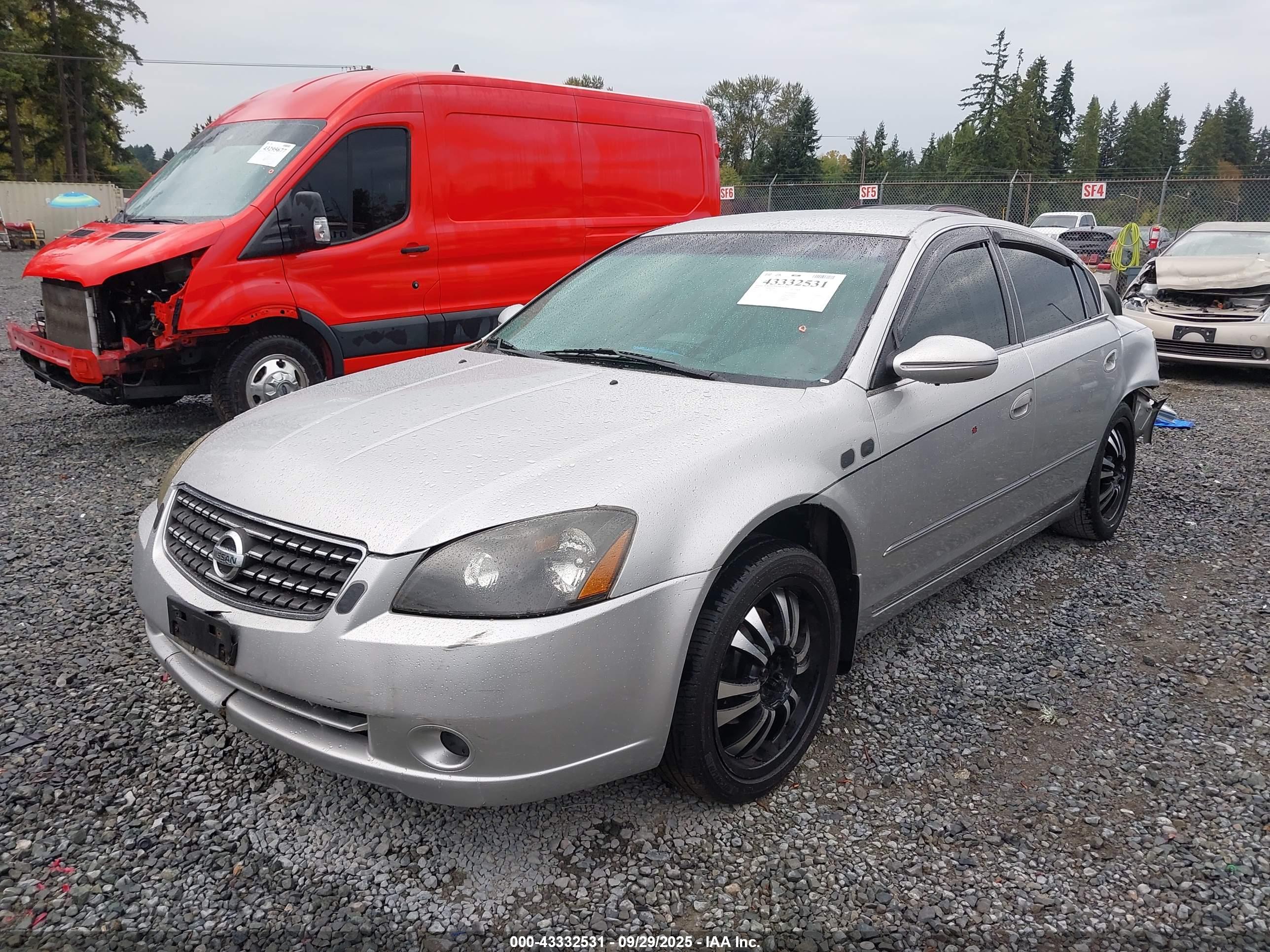 NISSAN ALTIMA image 2