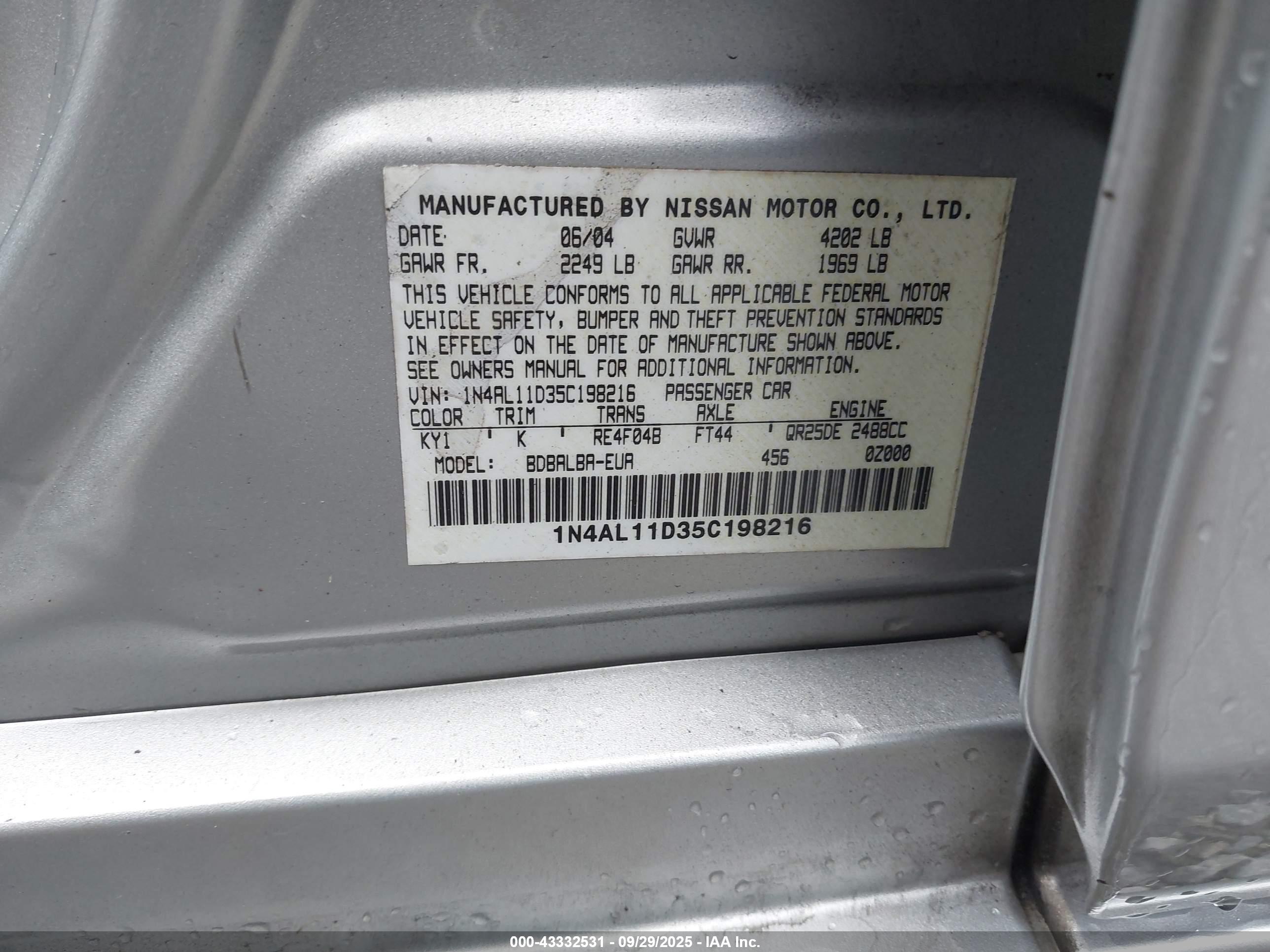 NISSAN ALTIMA image 9