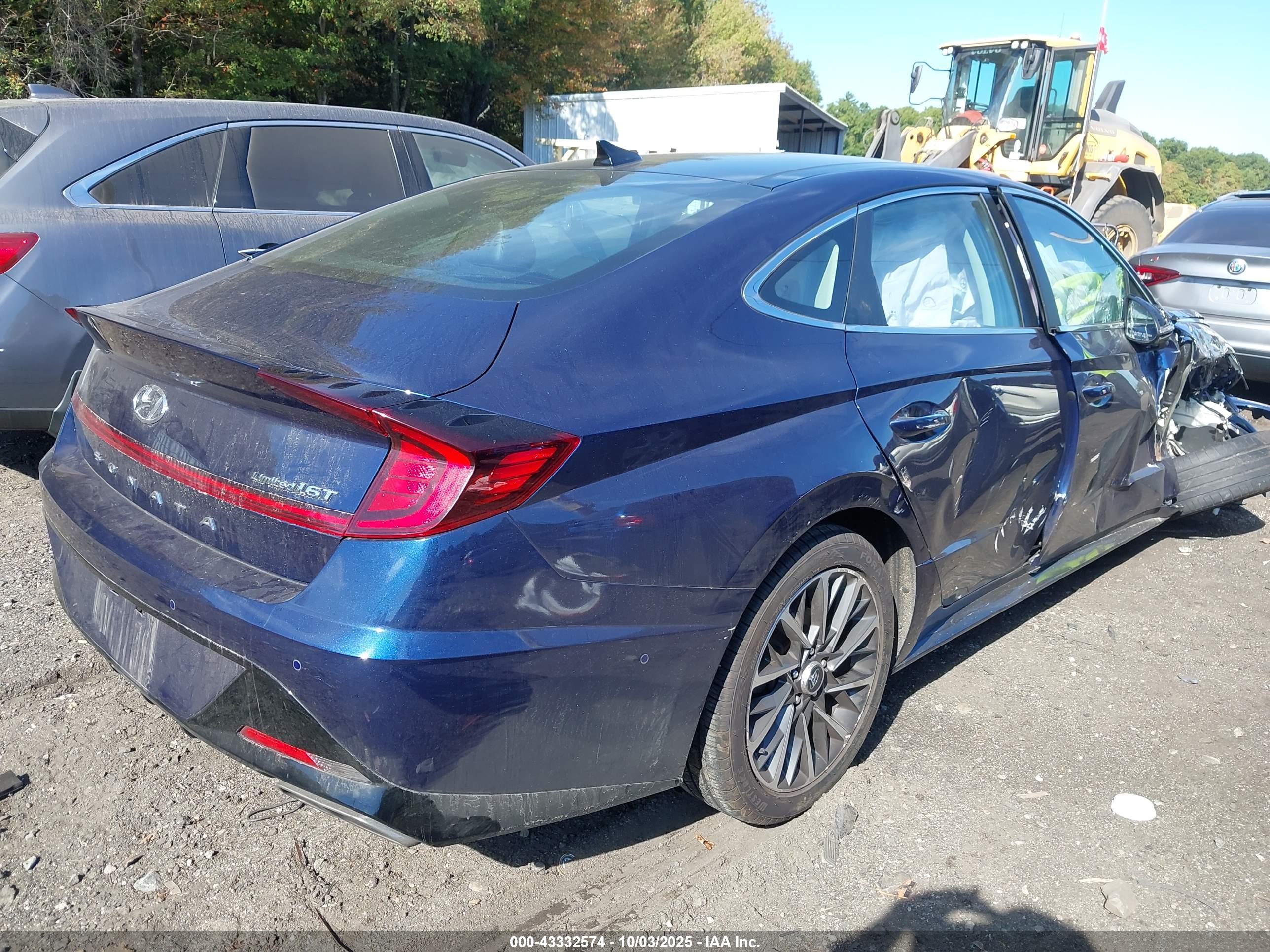 HYUNDAI SONATA image 4