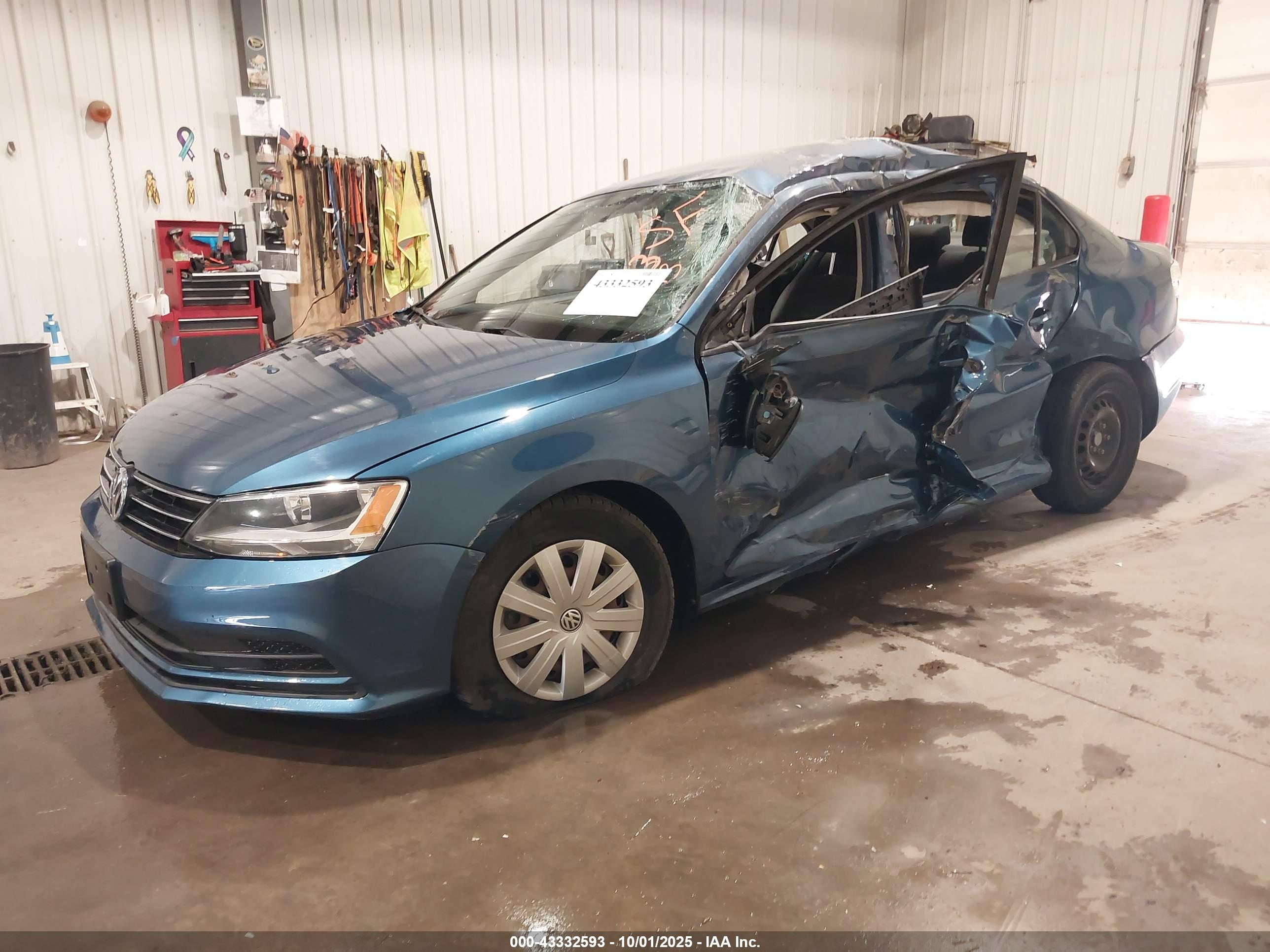 VOLKSWAGEN JETTA image 2