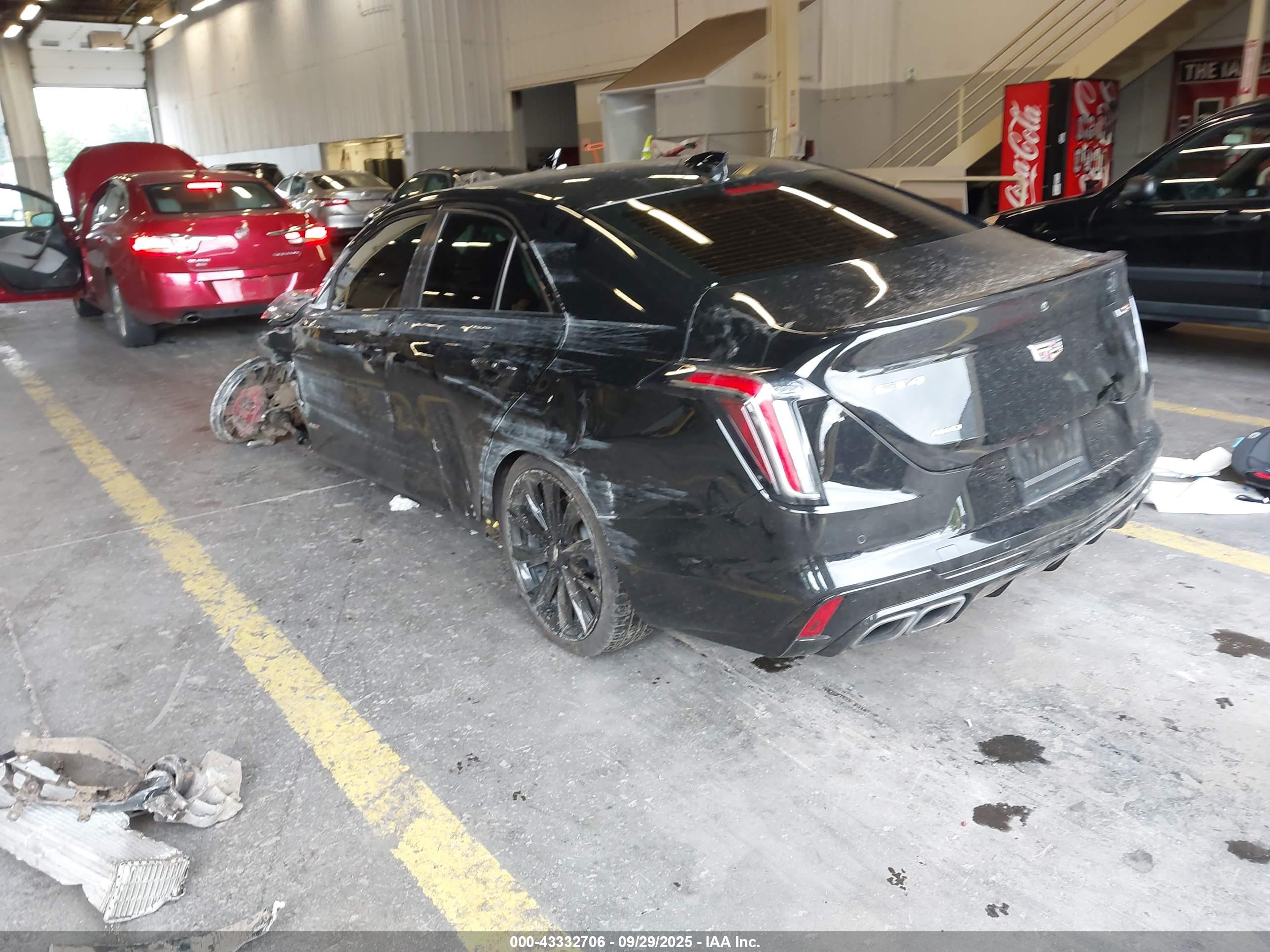 CADILLAC CT4-V image 3
