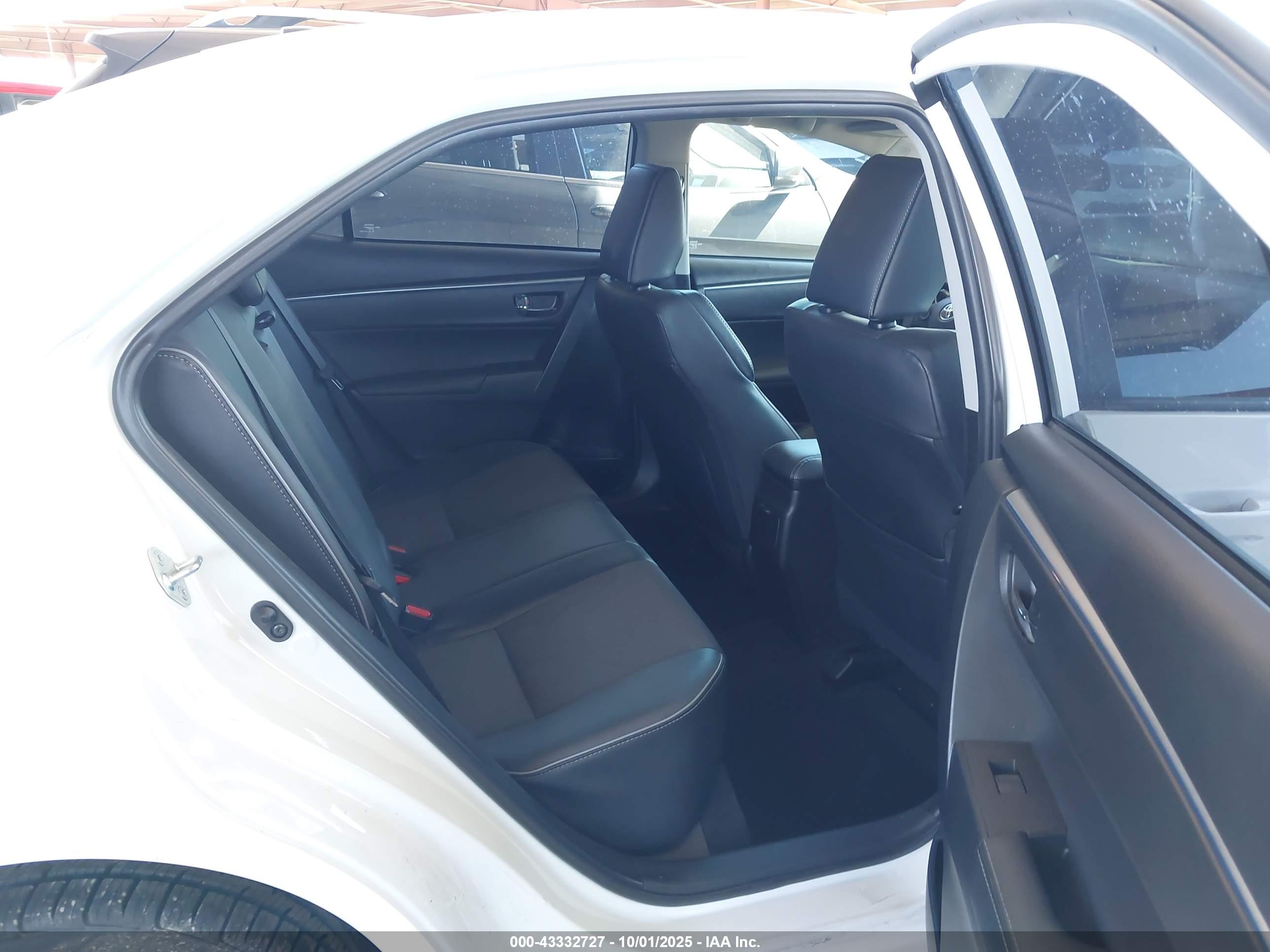 TOYOTA COROLLA image 8