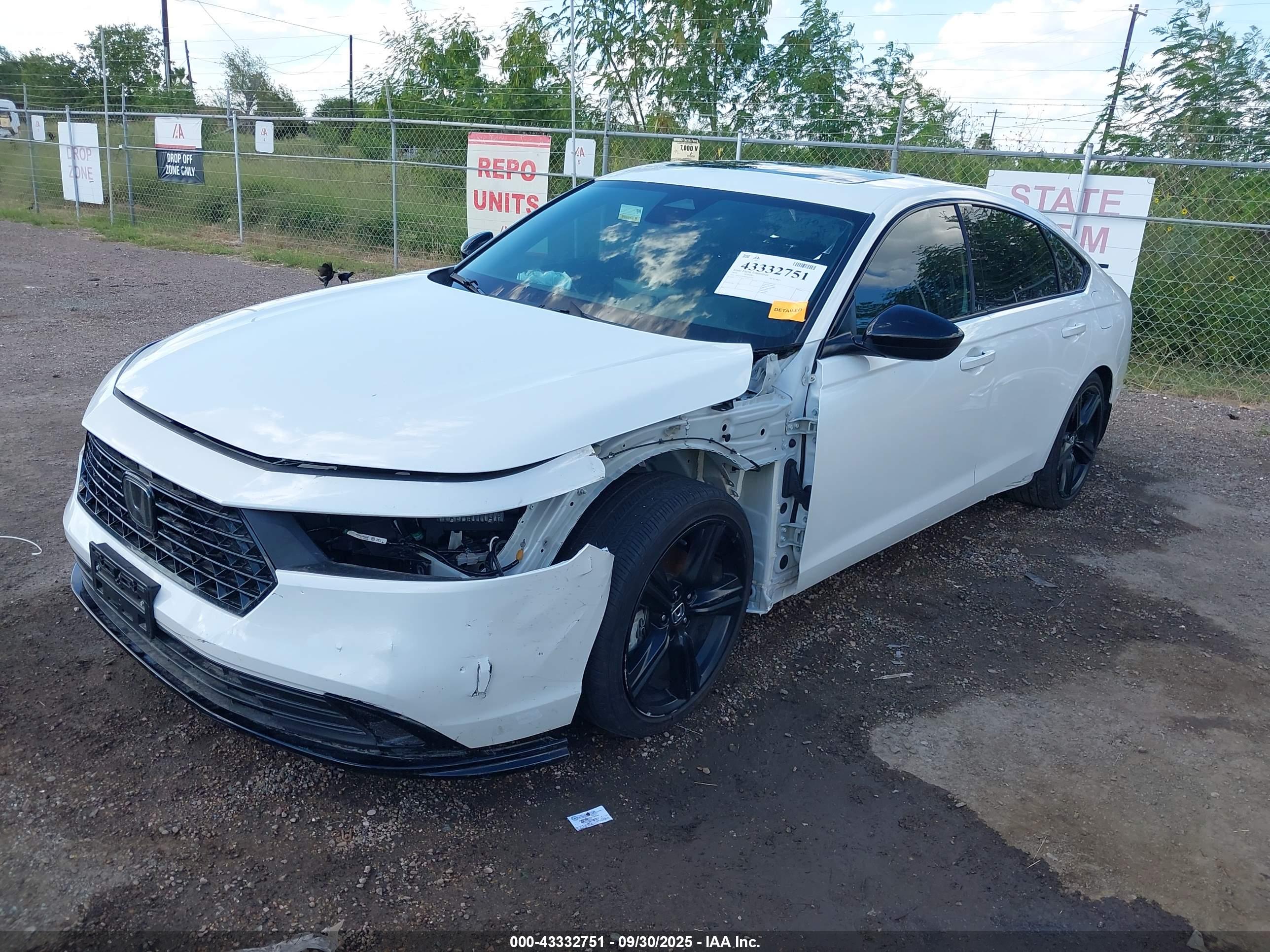 HONDA ACCORD image 2