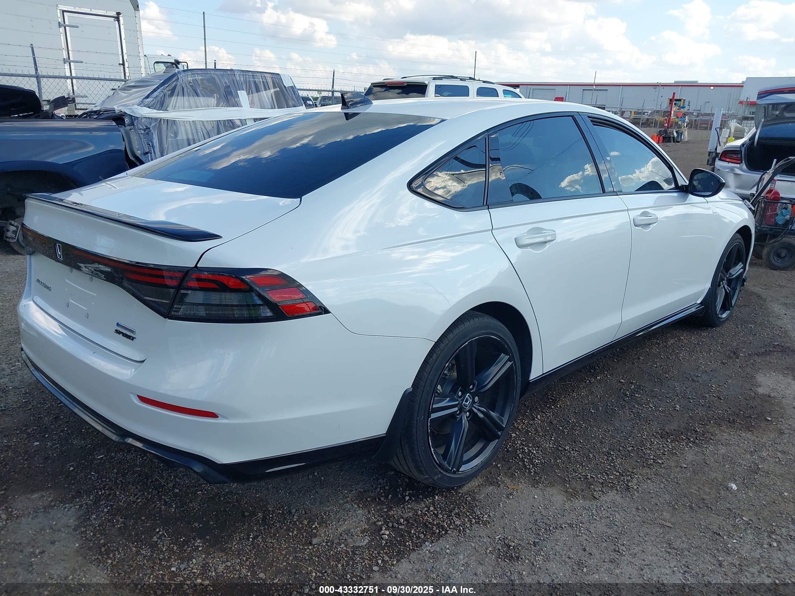 HONDA ACCORD image 4