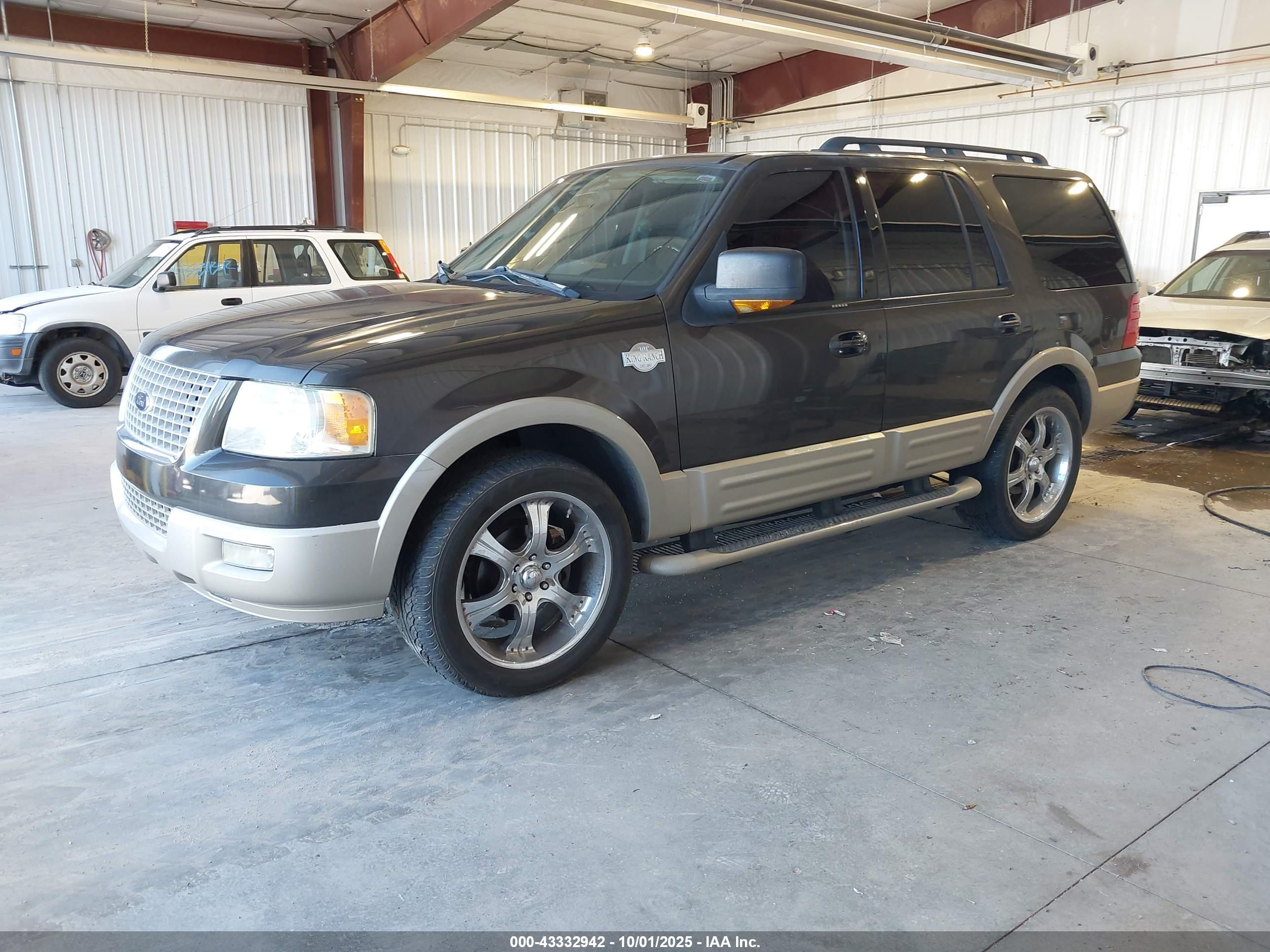 FORD EXPEDITION image 2
