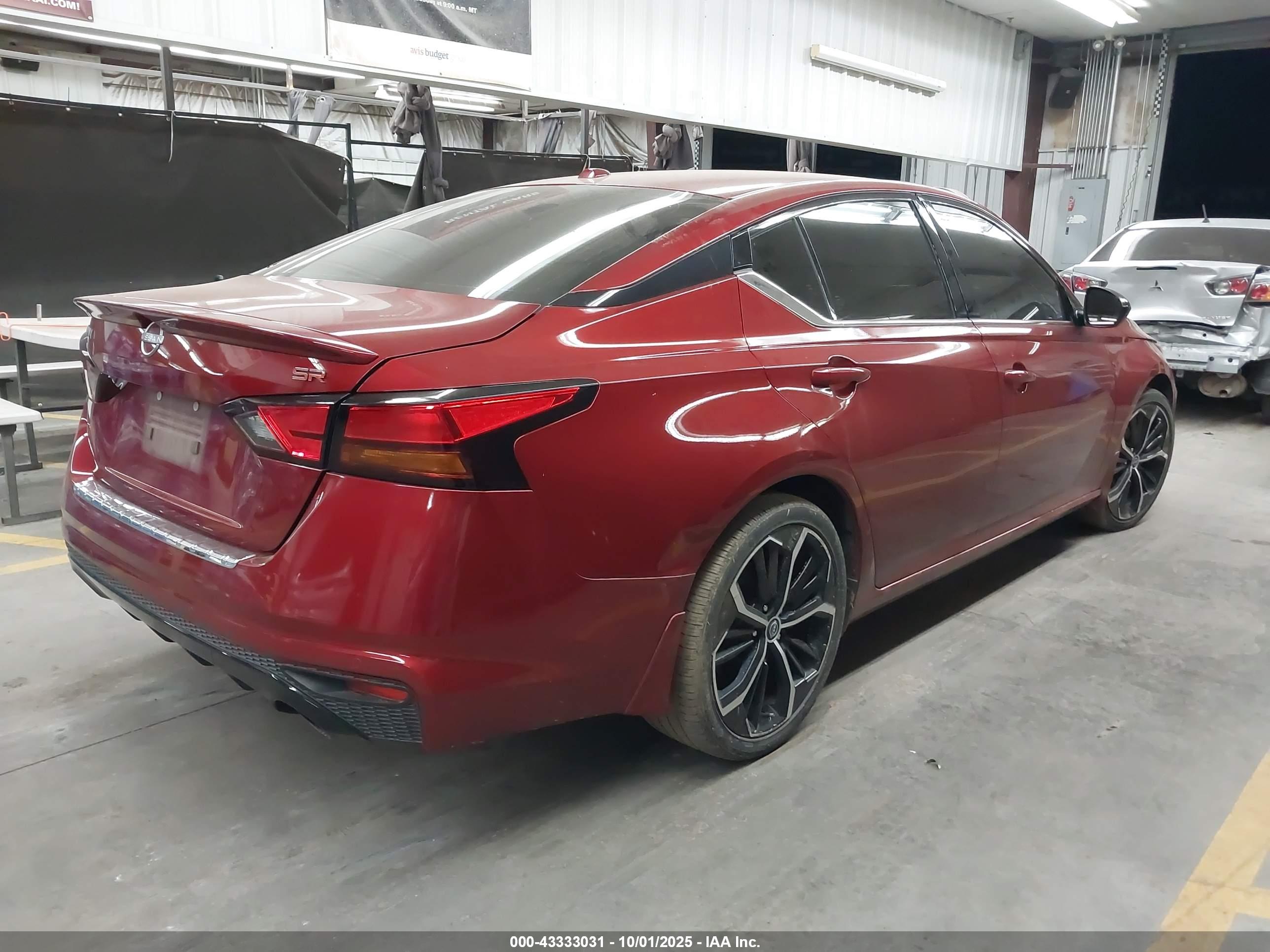 NISSAN ALTIMA image 4