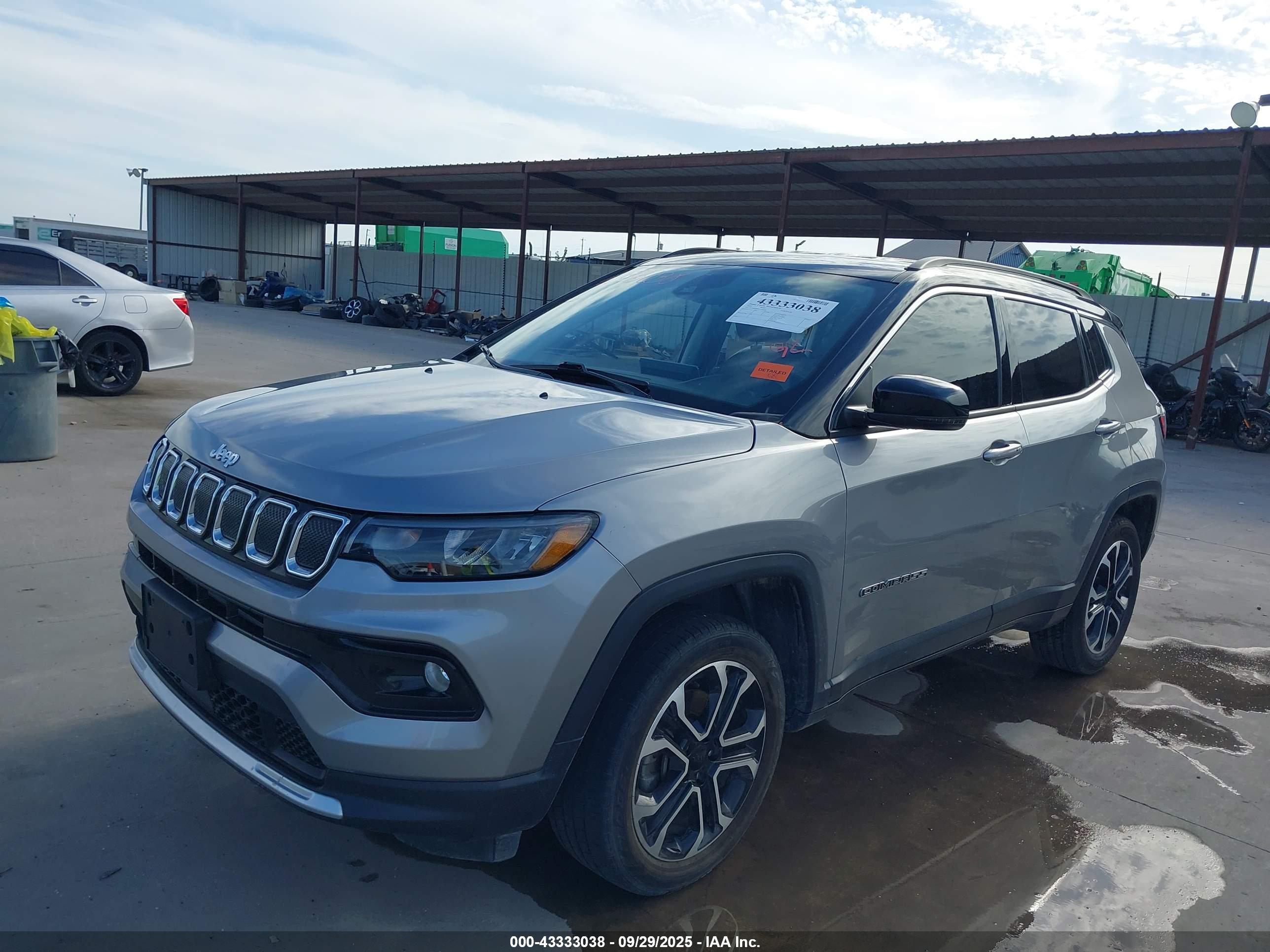 JEEP COMPASS image 2