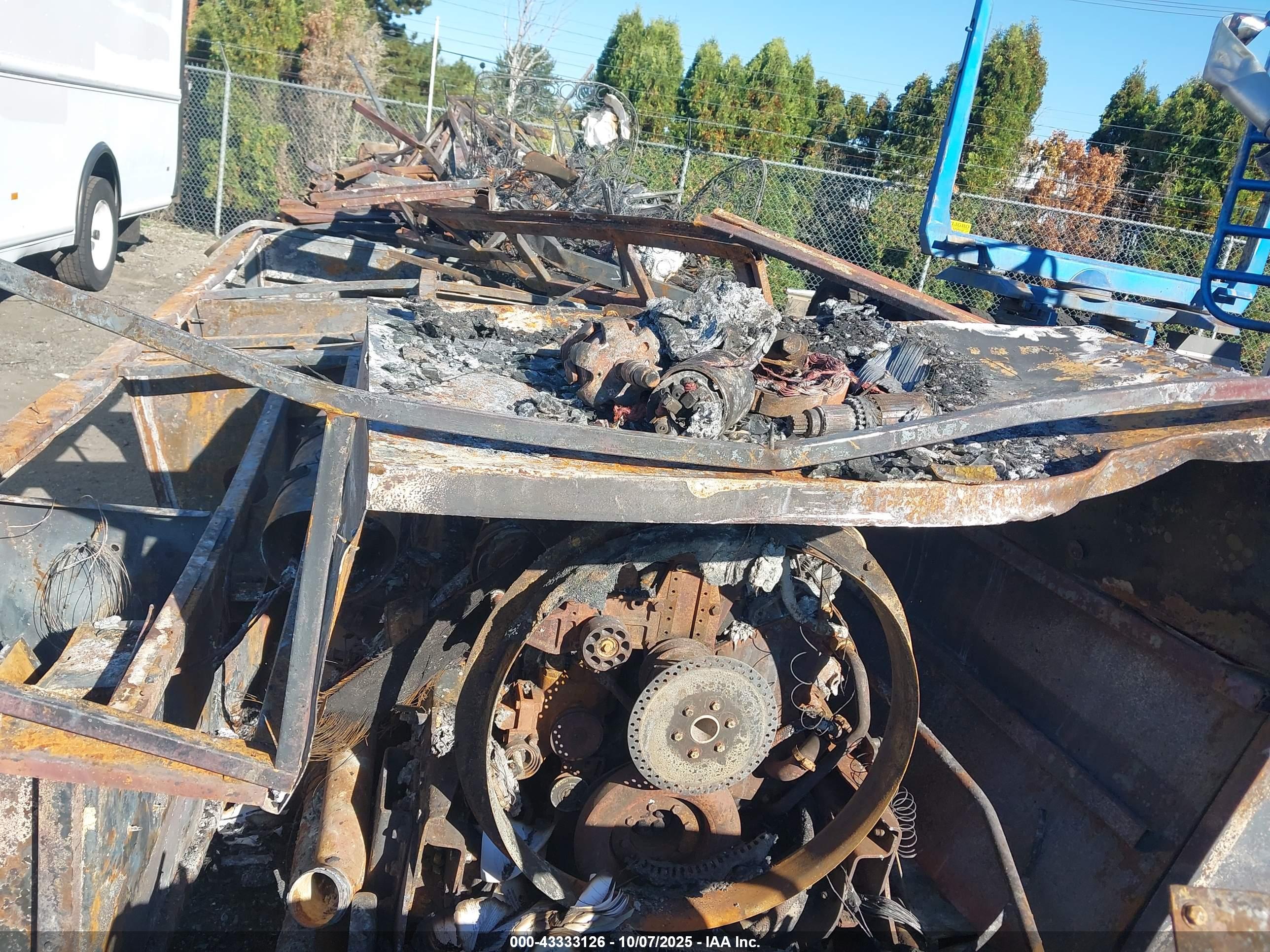 FREIGHTLINER CHASSIS image 11