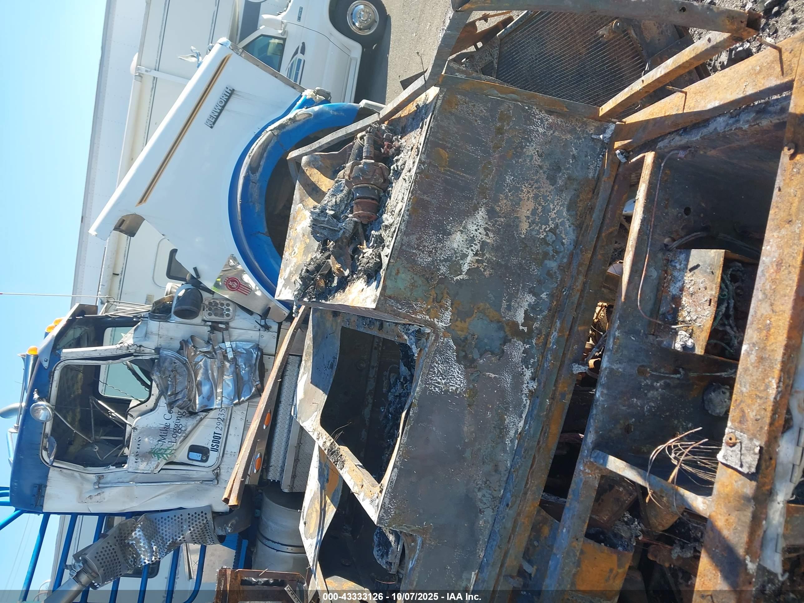 FREIGHTLINER CHASSIS image 7