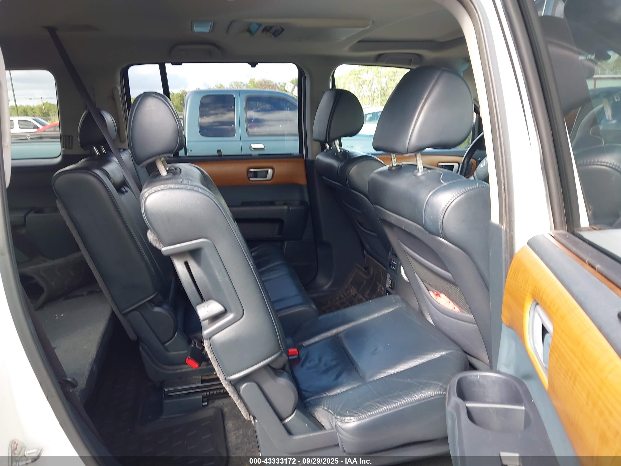 HONDA PILOT image 8