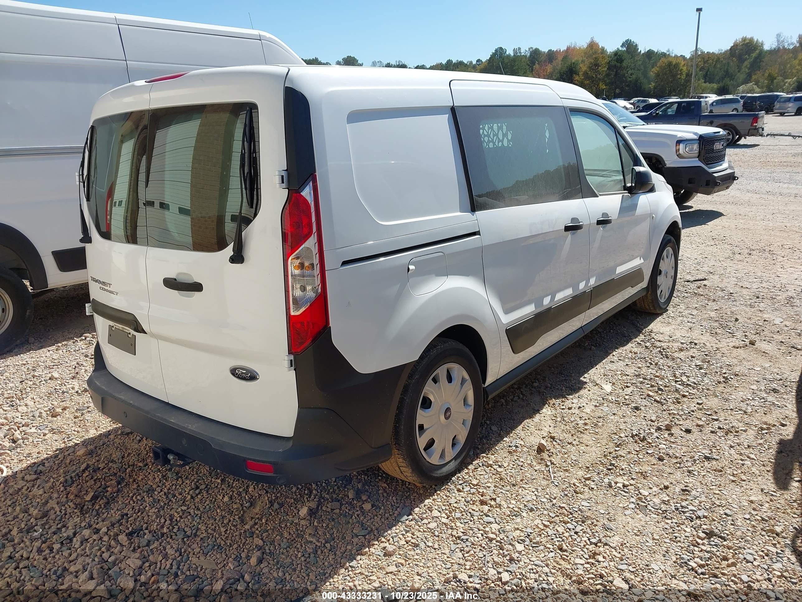 FORD TRANSIT image 4