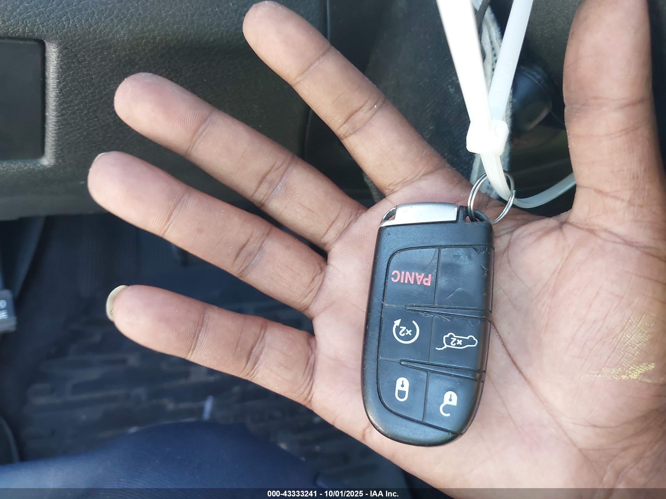 JEEP GRAND image 11