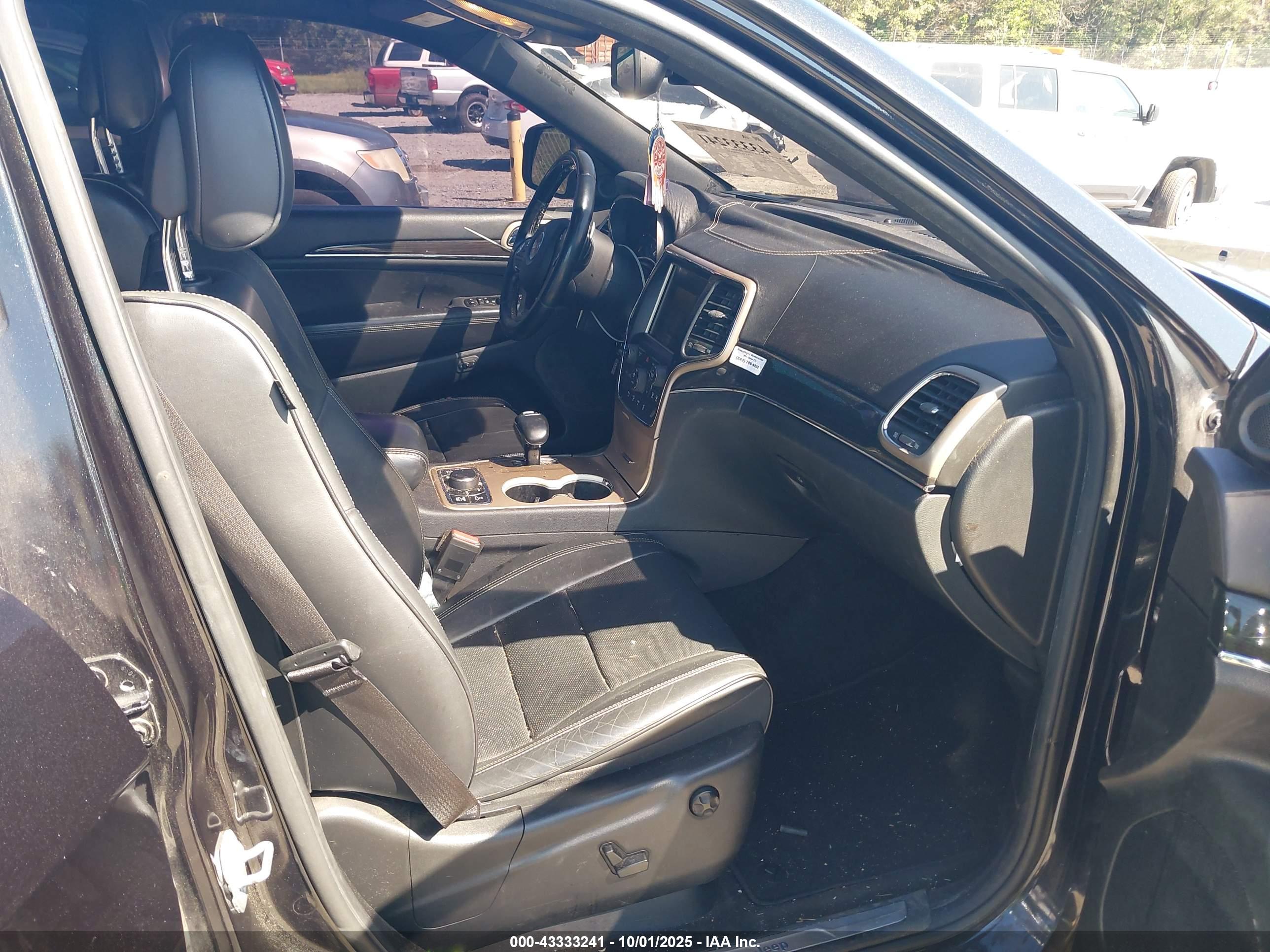JEEP GRAND image 5
