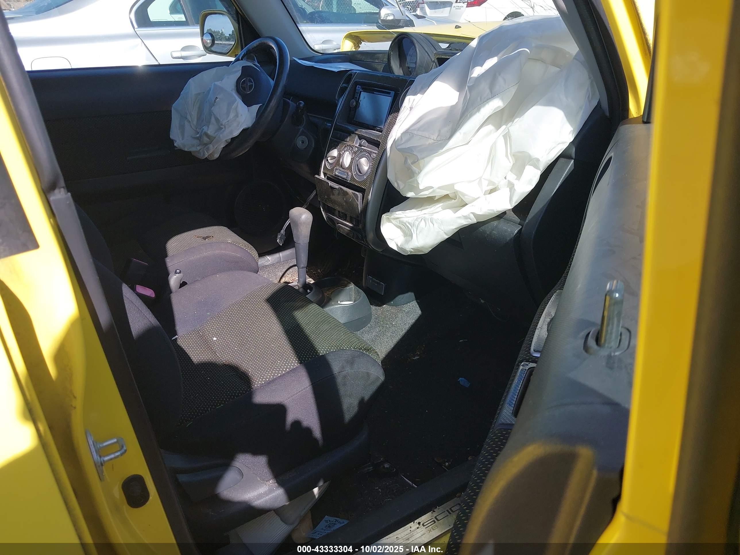 SCION XB image 5