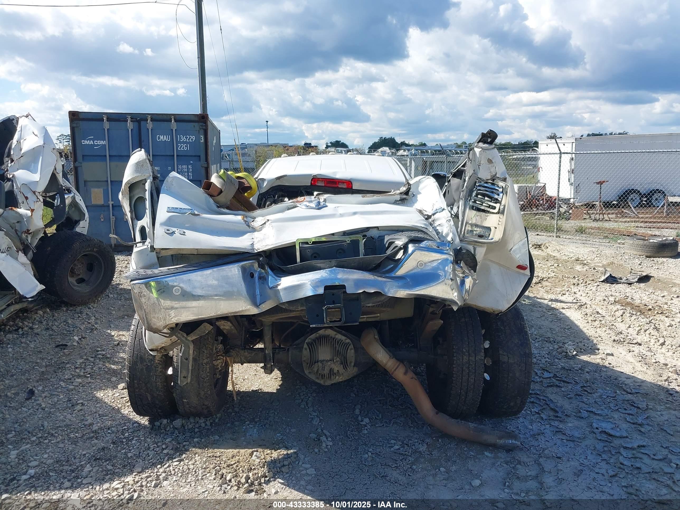 RAM 3500 image 8