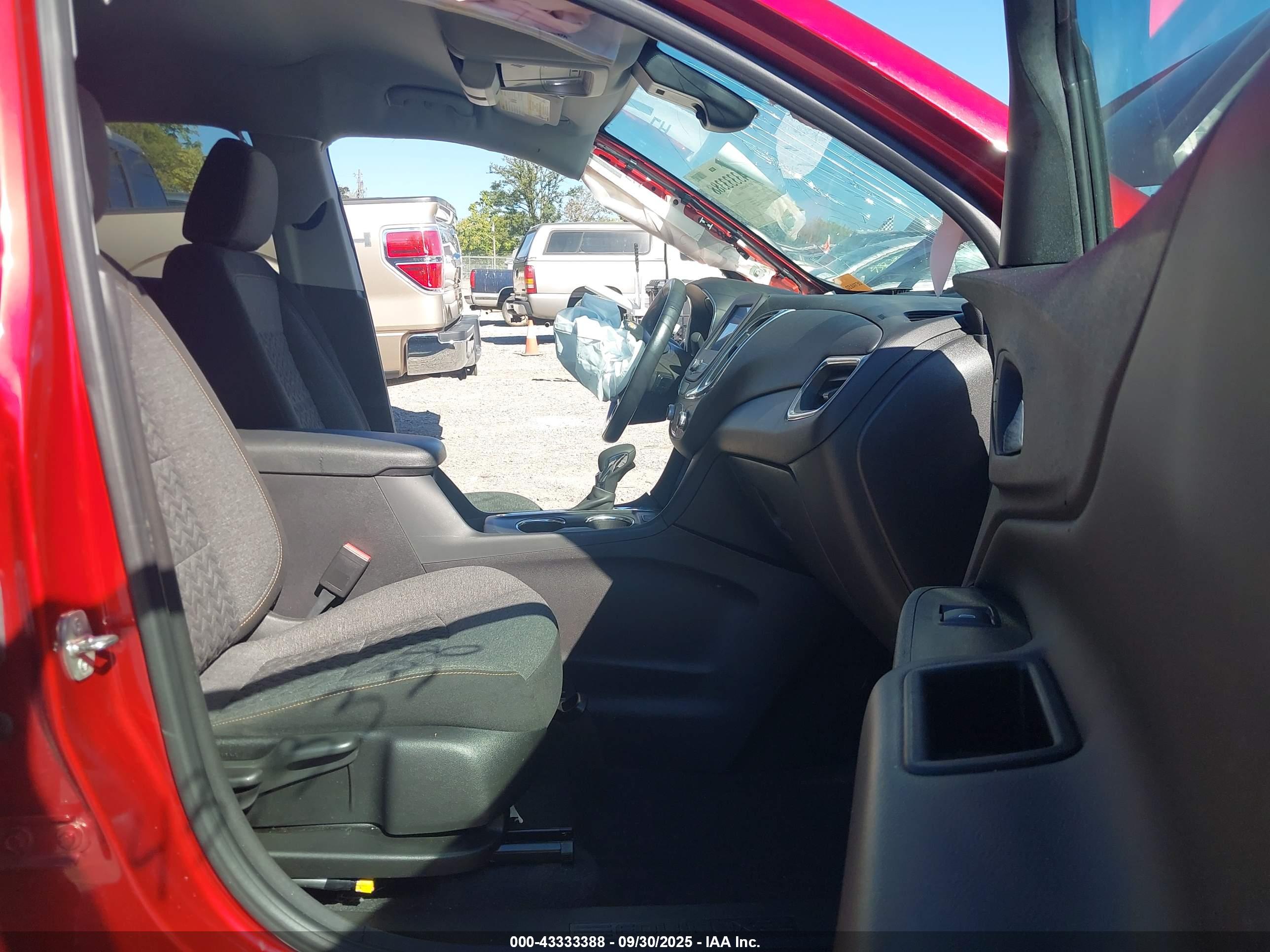 CHEVROLET EQUINOX image 5