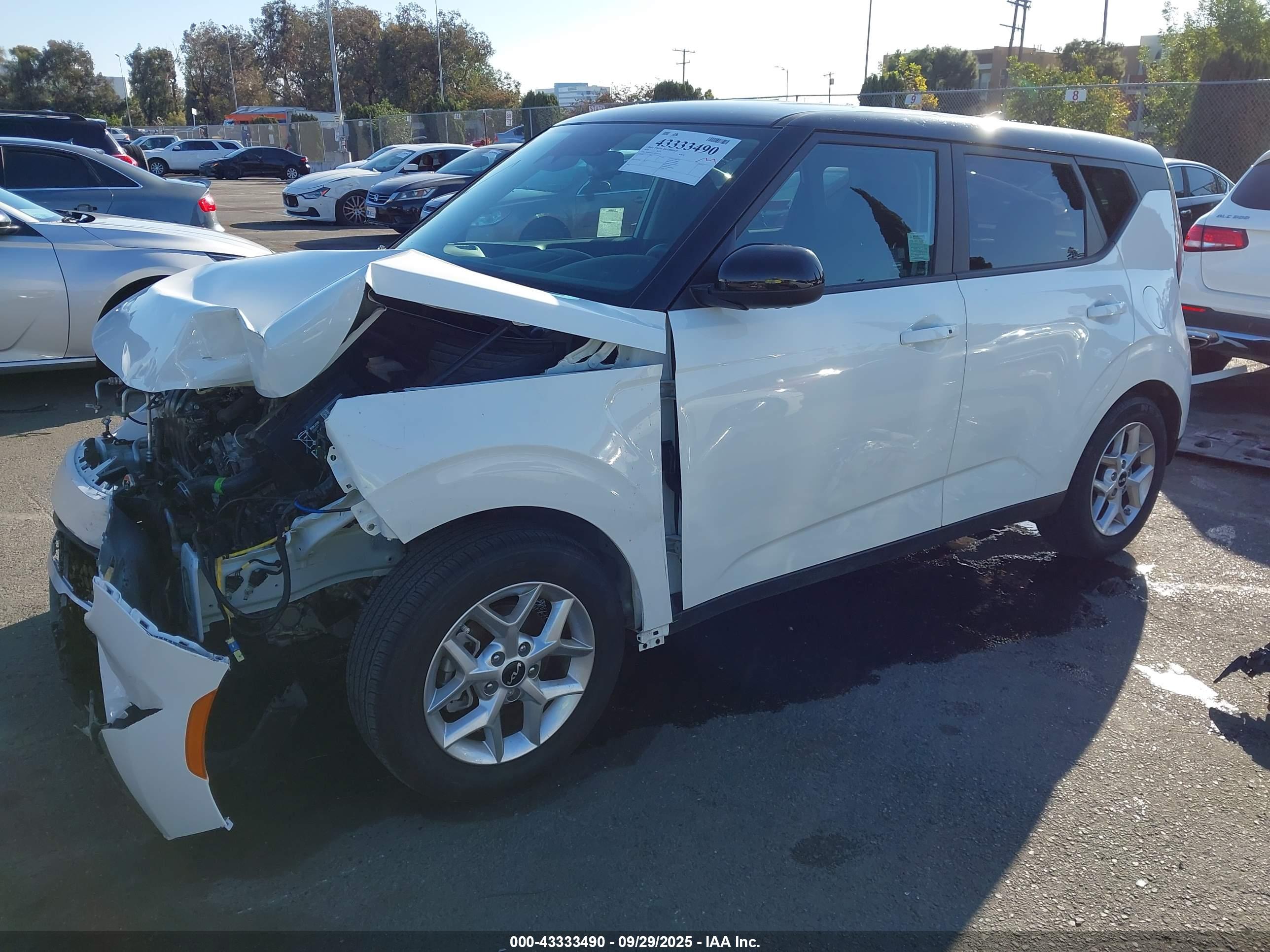 KIA SOUL image 2