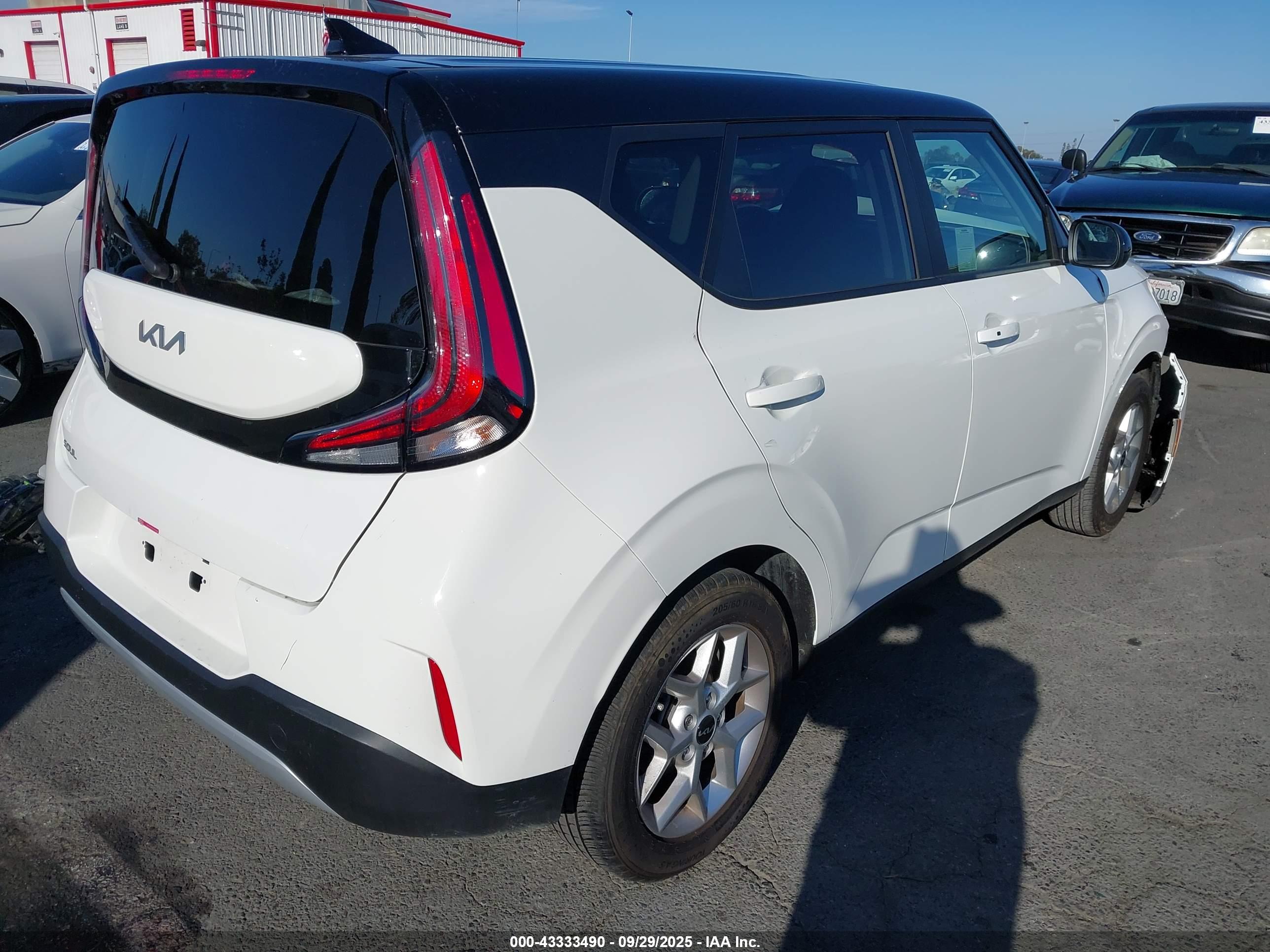KIA SOUL image 4