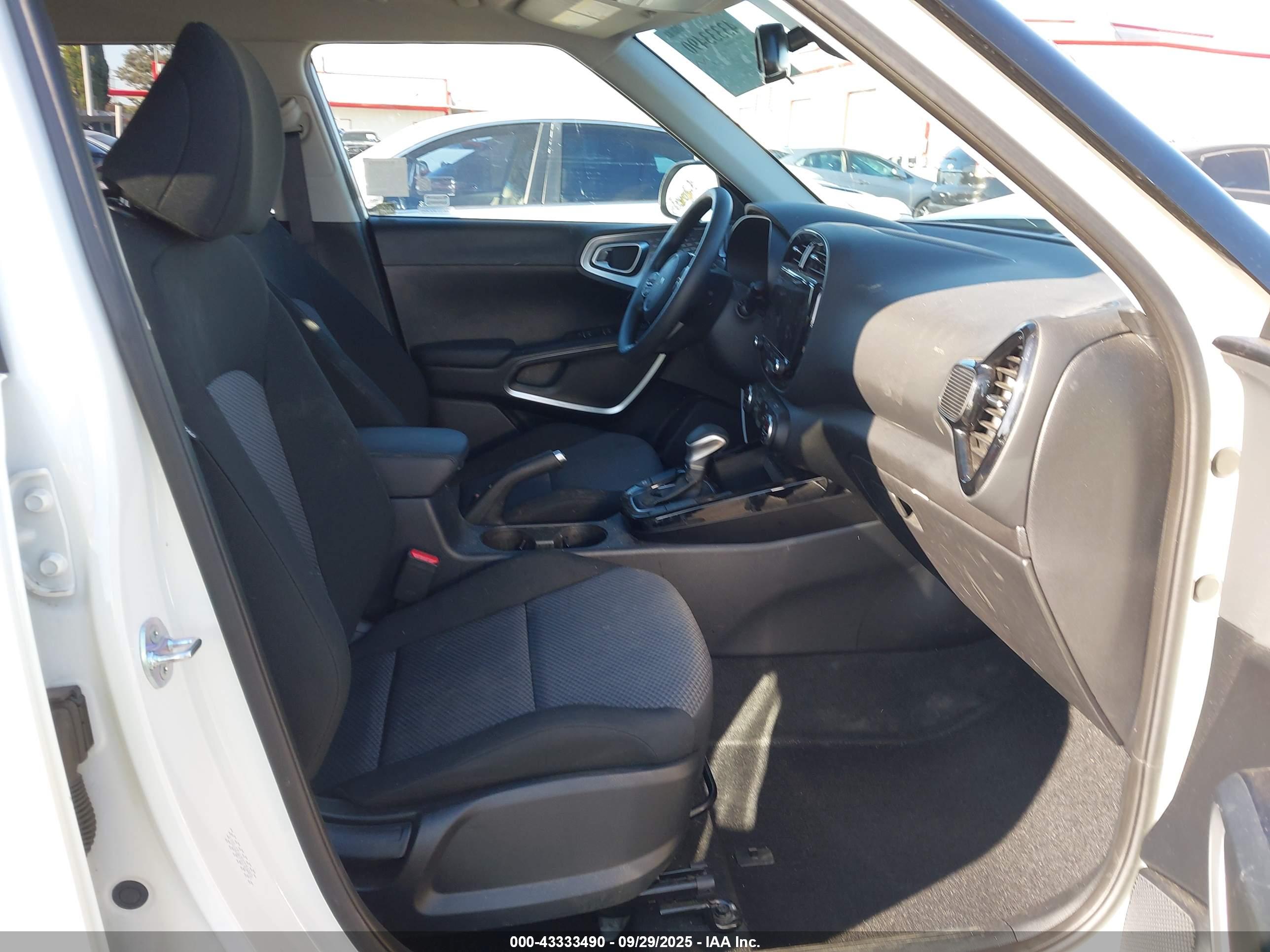 KIA SOUL image 5